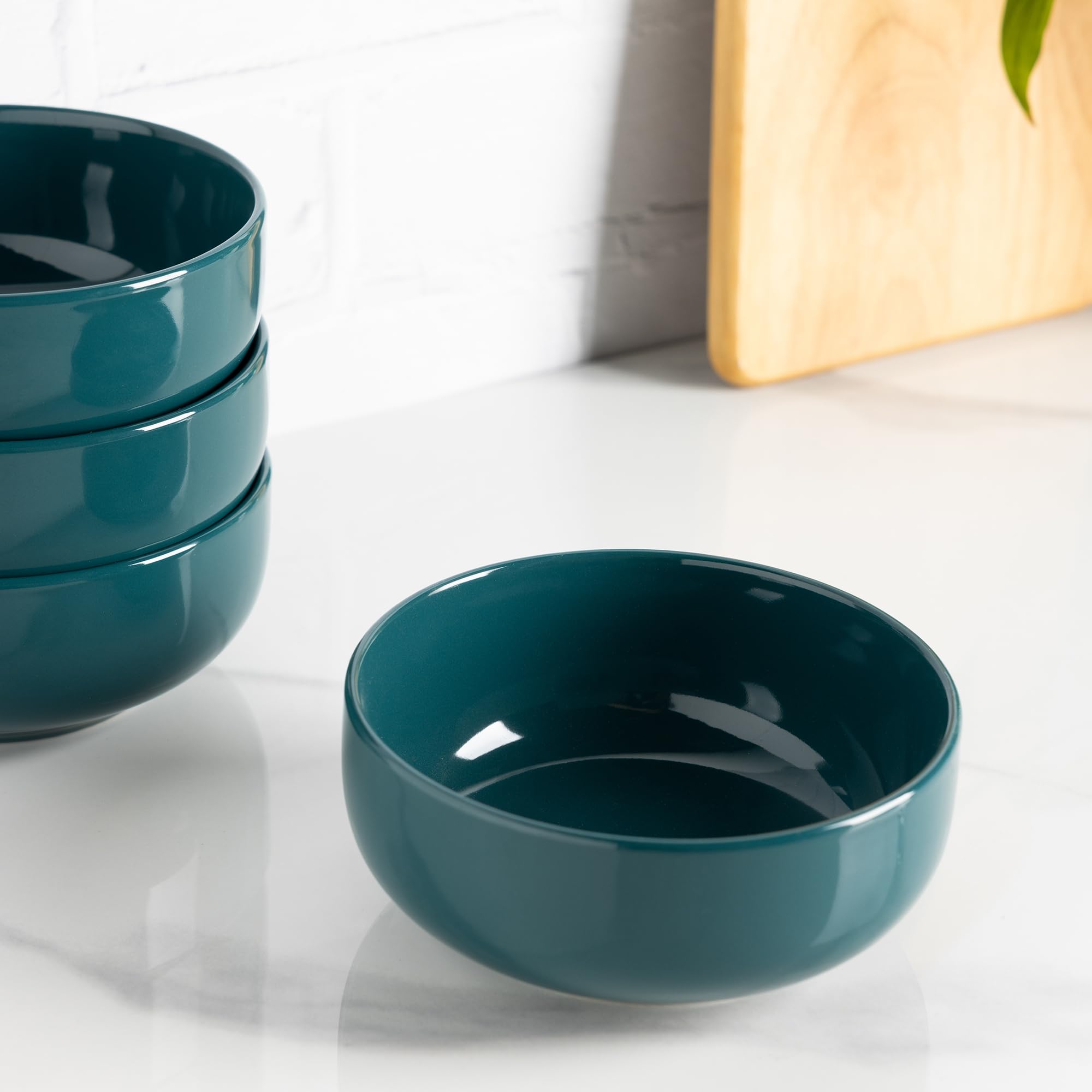 AmorArc 22oz Stoneware Cereal Bowls Set of 6 - Microwave & Dishwasher Safe Ceramic Deep Soup Bowls for Breakfast, Lunch, Dinner - Durable Kitchen Bowls for Everyday Use, Family Meals & Entertaining - Black & Green