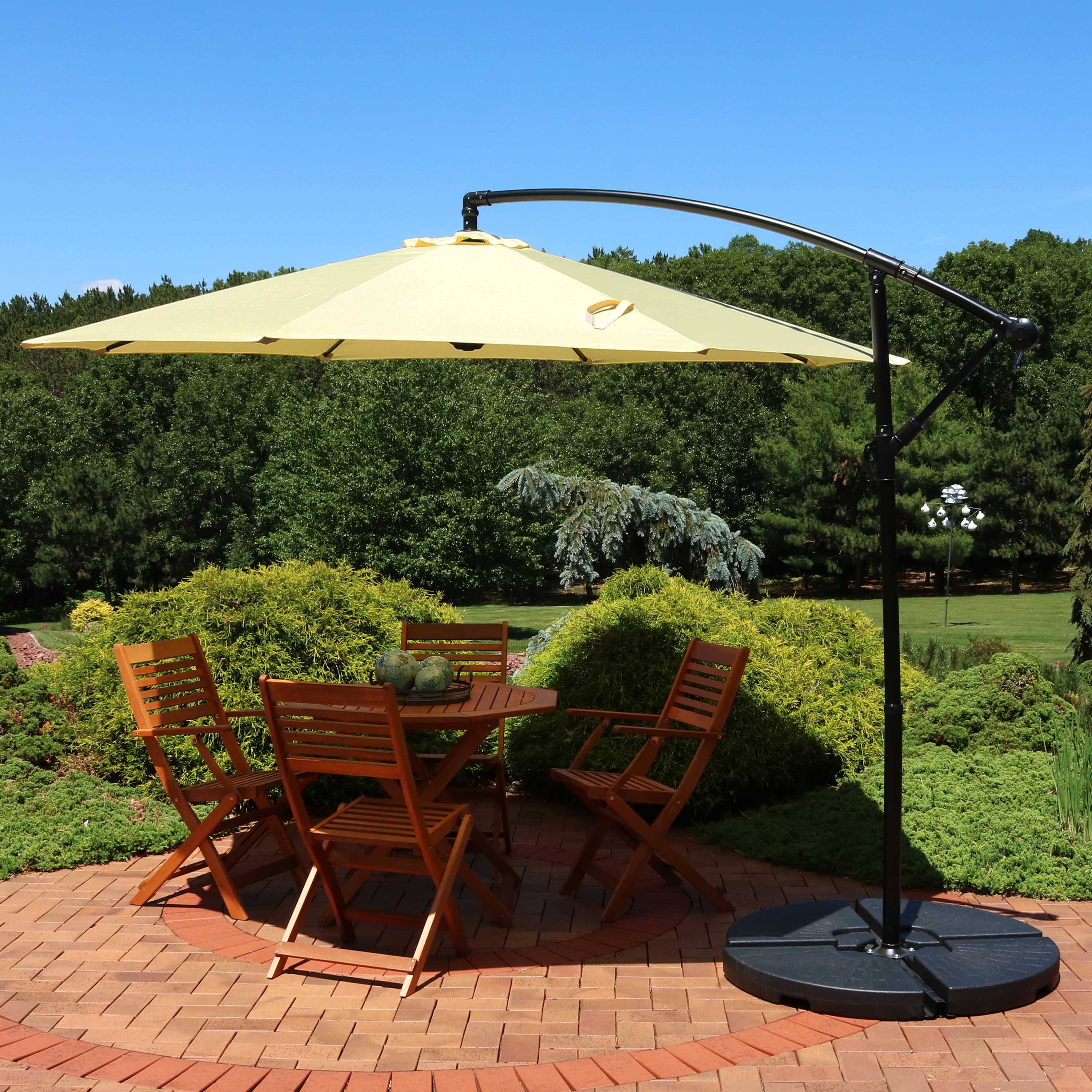 Sunnydaze 9.5 Foot Offset Outdoor Patio Umbrella with Easy Crank Lift - Perfect for Poolside, Backyard, Deck, and Garden Shade