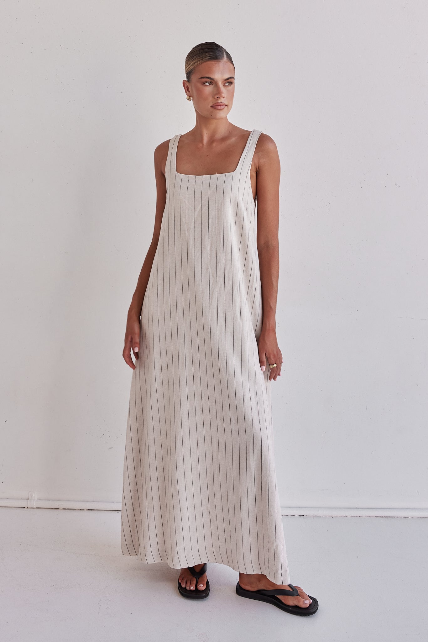 Elegant Cannes Maxi Dress in Beige - Flowy Summer Beach Dress for Women, Perfect for Vacations, Weddings & Outdoor Parties