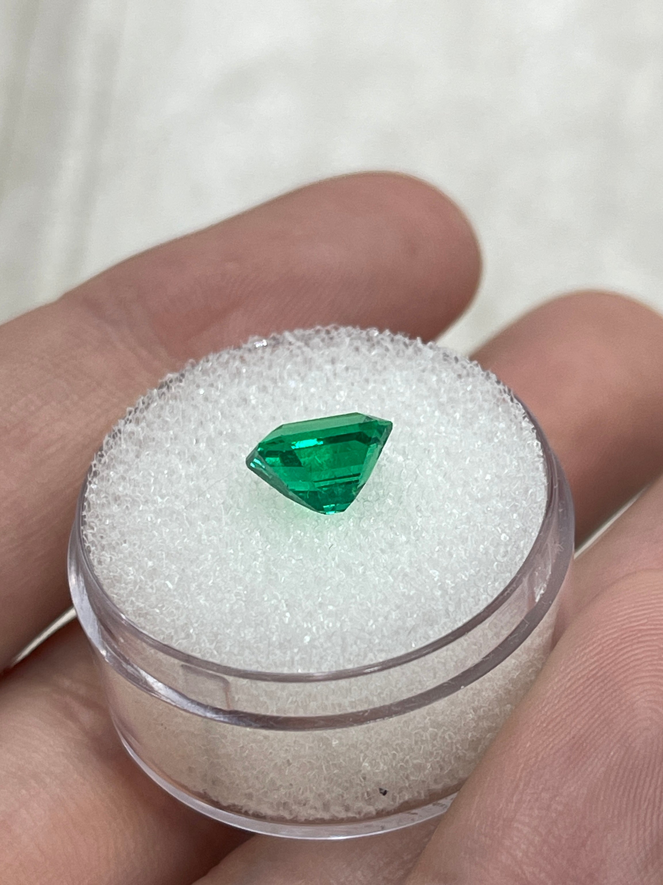 1.82 Carat 8x7mm Vivid Yellowish Green Colombian Emerald - Loose Gemstone for Jewelry Making, Engagement Rings & Collector's Items