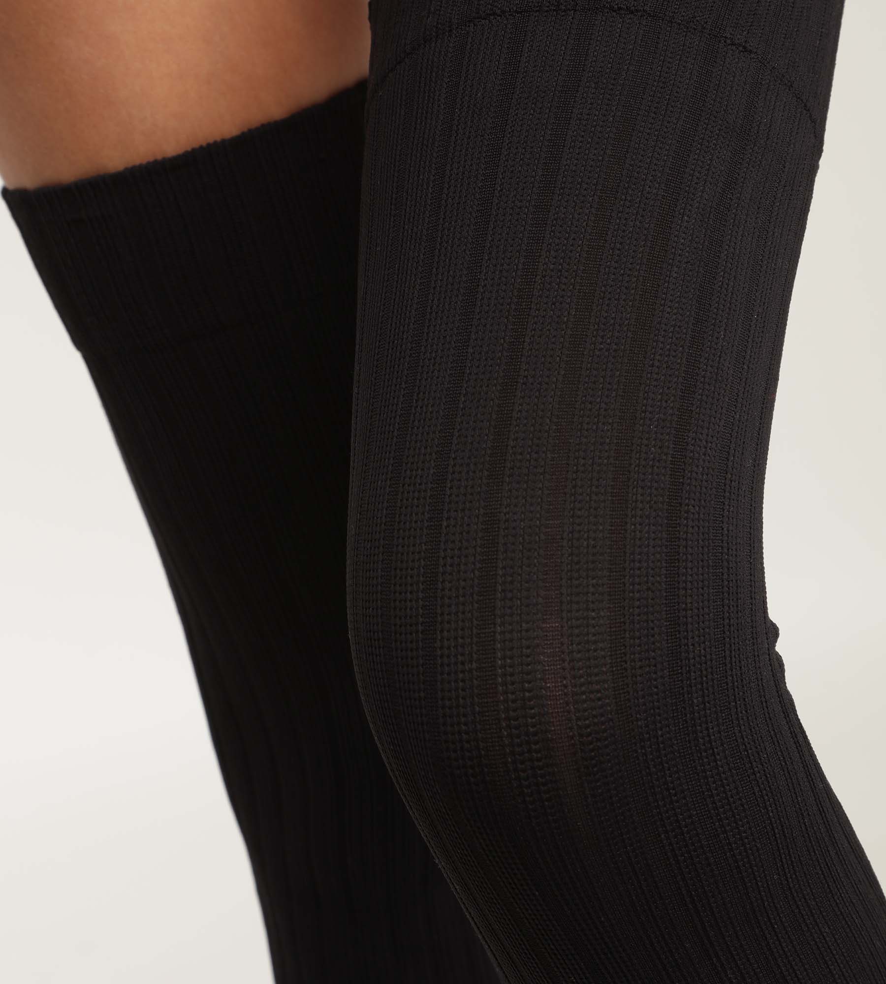Black Ribbed Opaque Veil Women's Skirt - Elegant & Stylish for Evening Parties, Weddings & Special Occasions