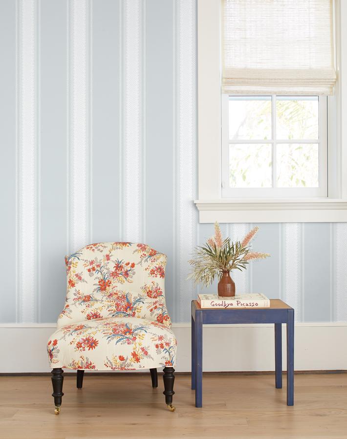 Nathan Turner Gray Lace Front Wallpaper - Elegant Home Decor for Living Room, Bedroom & Dining Area