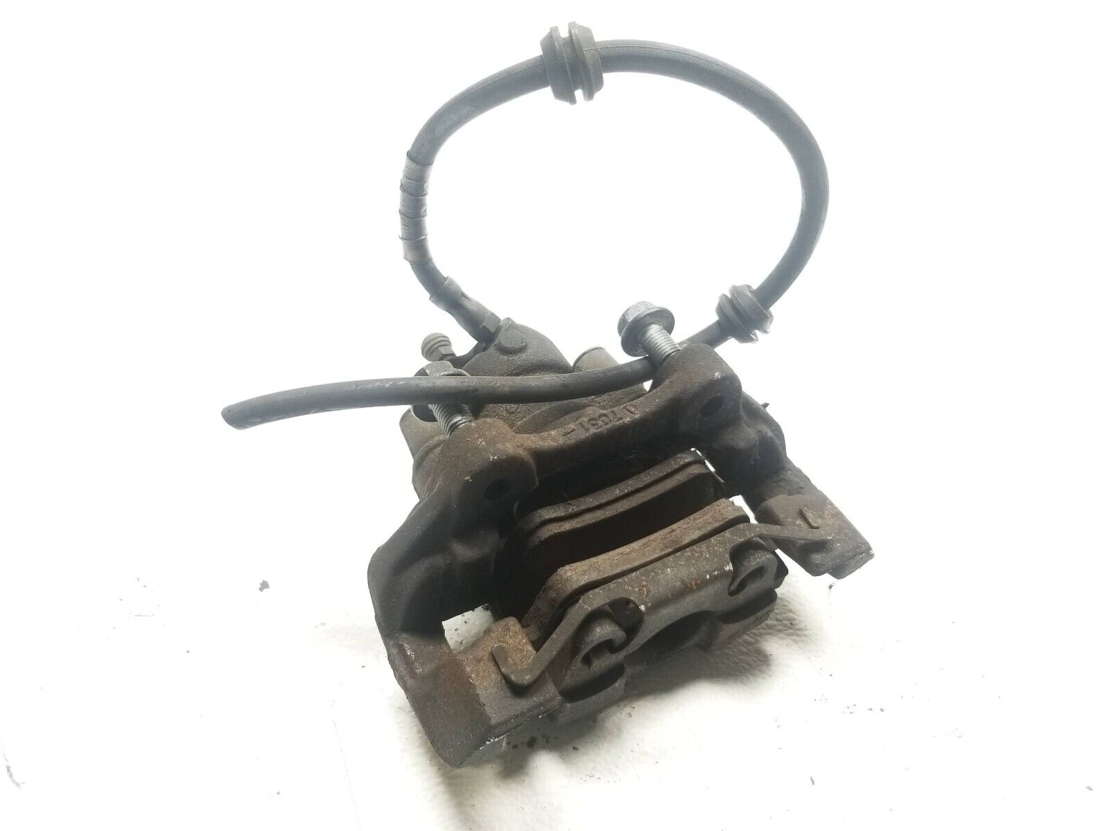 2006-2011 Mercedes ML500 Rear Left Driver Side Brake Caliper OEM Replacement - Perfect for Smooth Braking & Safe Driving