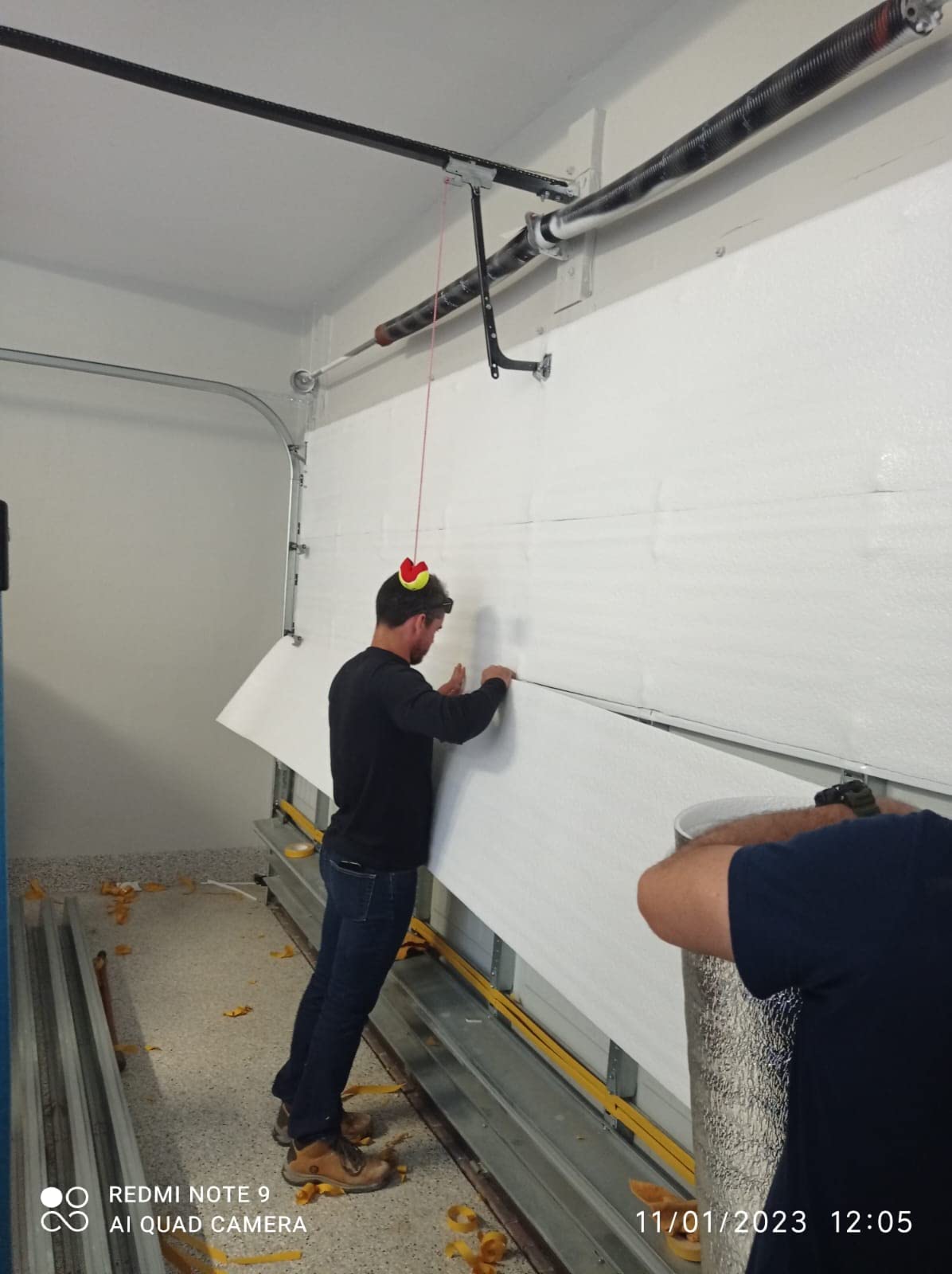 Premium Garage Door Insulation Kit - Dual Layer White & Silver Reflective Foam Panels (5-Pack, 18'x8') - Energy Efficient Home Improvement for Temperature Control & Noise Reduction - Perfect for Residential Garages, Workshops & Storage Areas