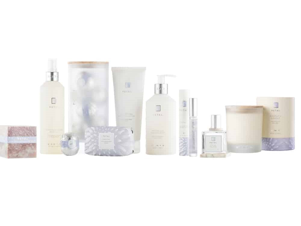 ZENTS | Petal Collection - Luxury Scented Candles for Home & Spa Relaxation, Perfect for Gifts, Aromatherapy, and Romantic Ambiance