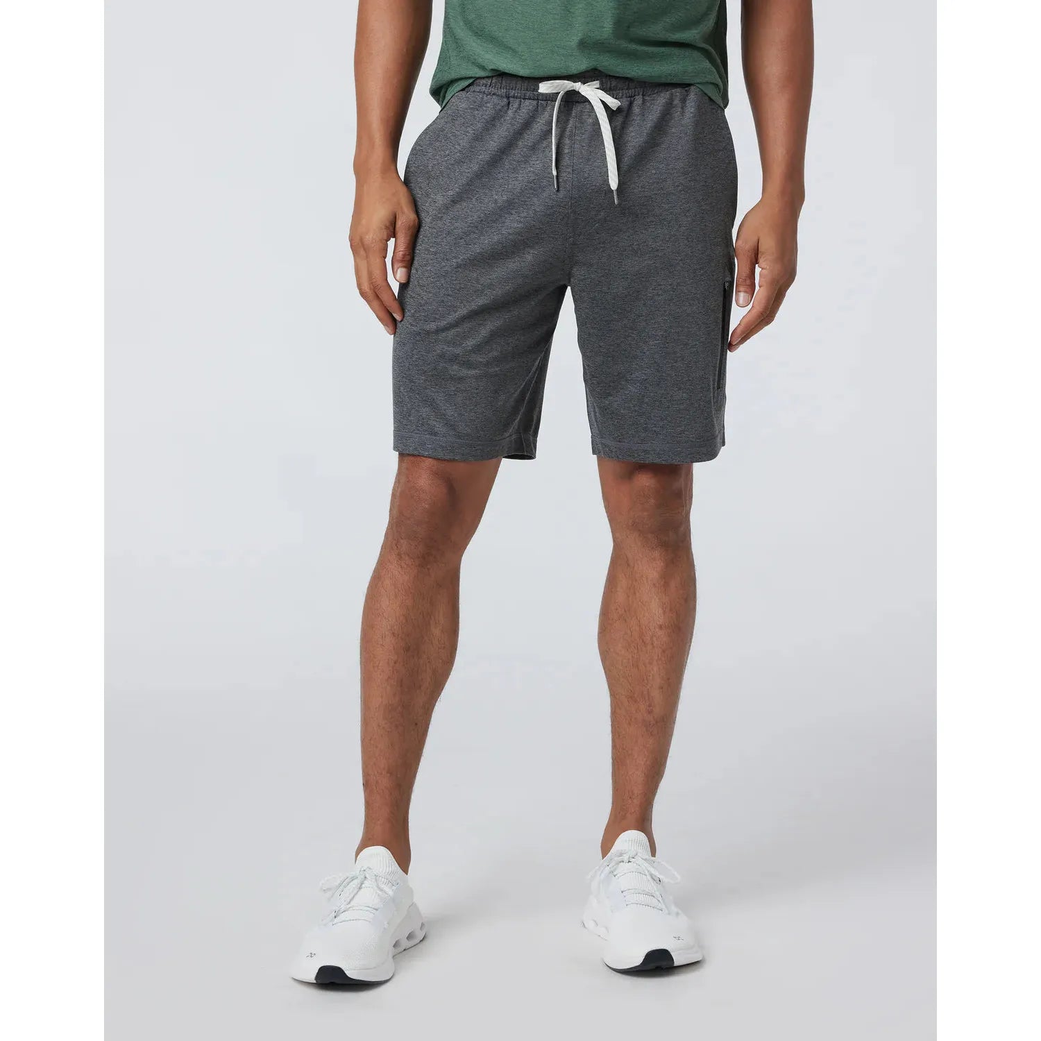 Vuori Men's Sunday Performance Short 8