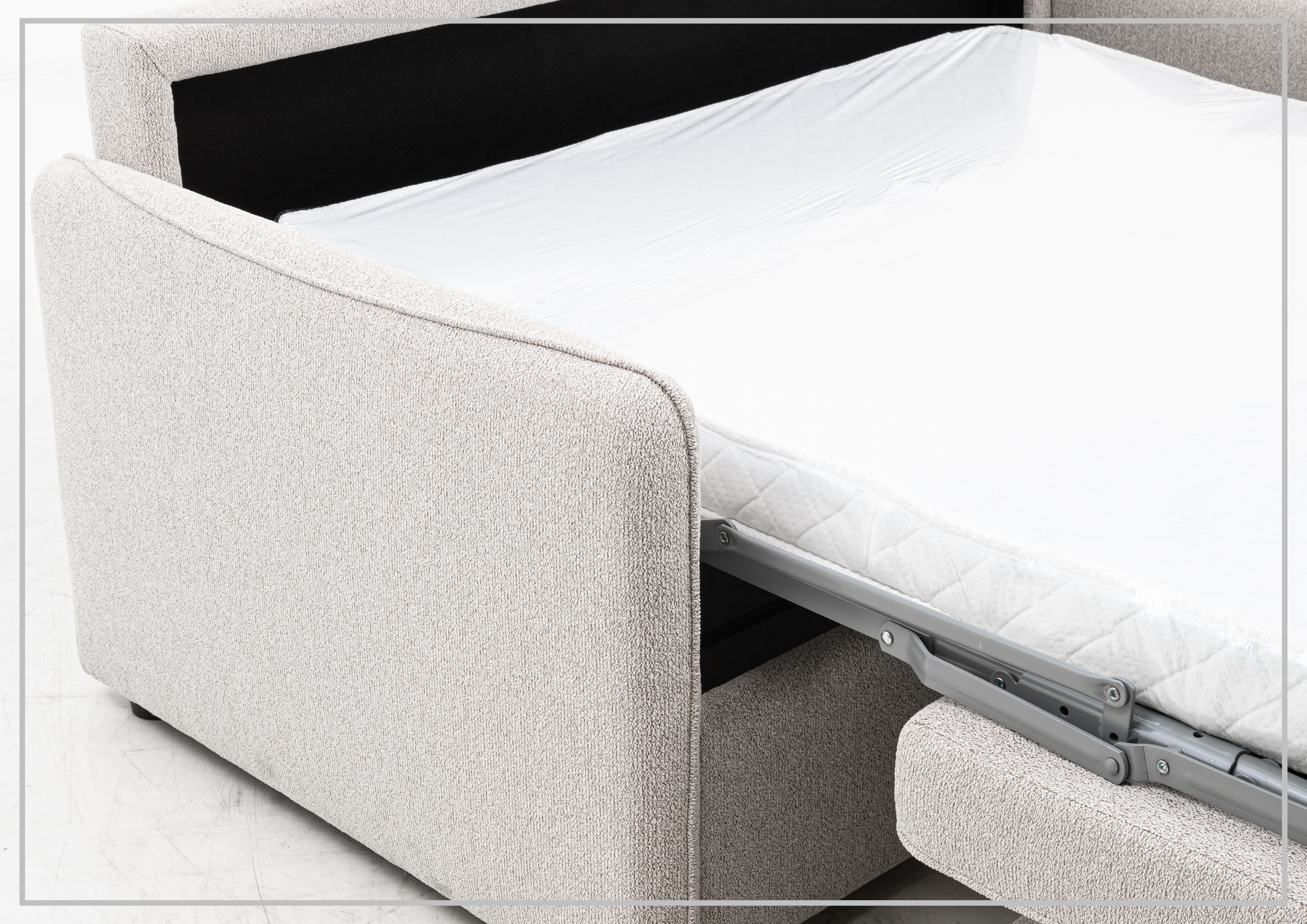 Gio Italia New York Queen Size Fabric Sleeper Sofa with Memory Foam - Affordable Convertible Sofa Bed for Small Spaces, Guest Rooms & Apartments