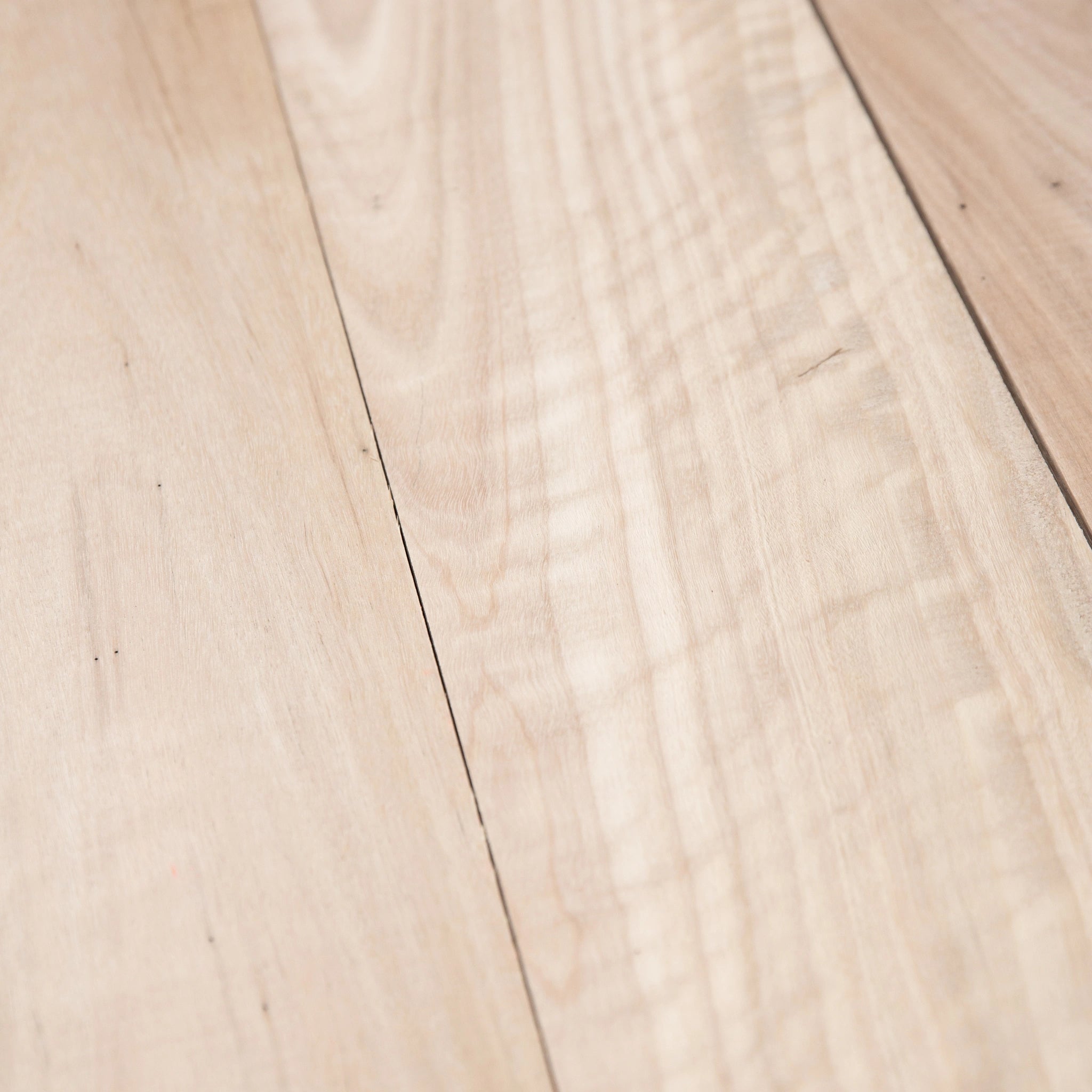 Premium Blackbutt Timber 150x38mm - Standard Grade, Kiln Dried, Skip Dressed Joinery Wood for DIY Furniture & Home Renovation Projects