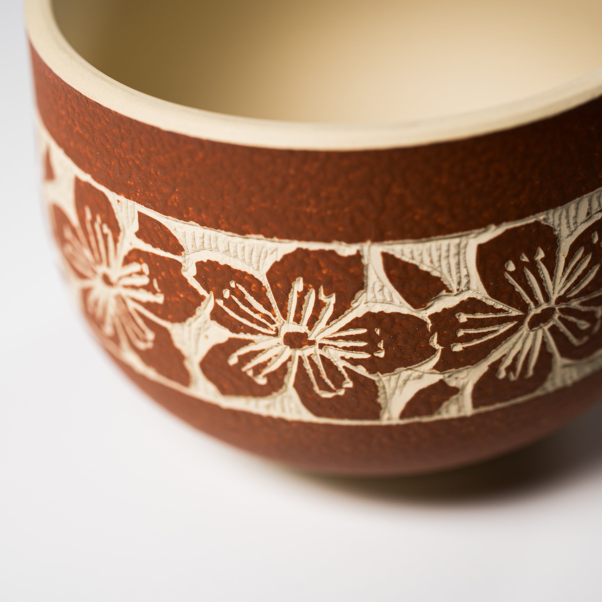 Handmade Tokoname Japanese Tea Cup 110ml - Engraved Floral Design Ceramic Yunomi for Matcha, Sencha & Green Tea - Perfect for Tea Ceremonies & Daily Use