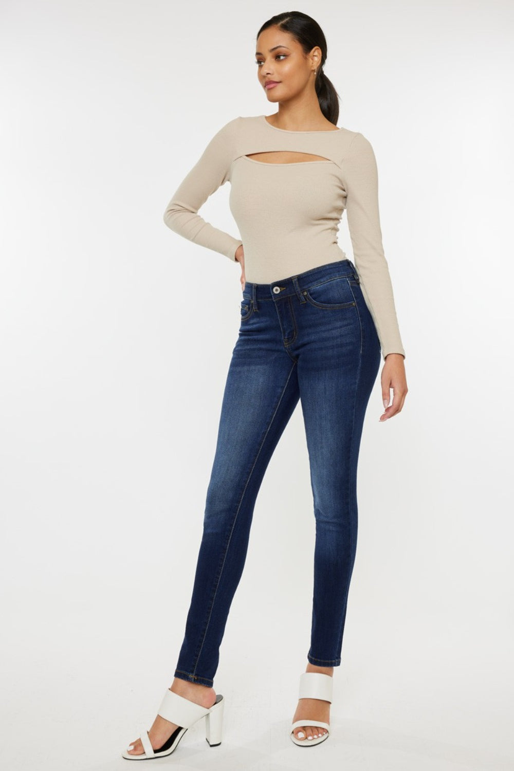 Kancan Women's Mid Rise Gradient Skinny Jeans - Stretch Denim Pants for Everyday Wear, Date Night & Casual Outfits