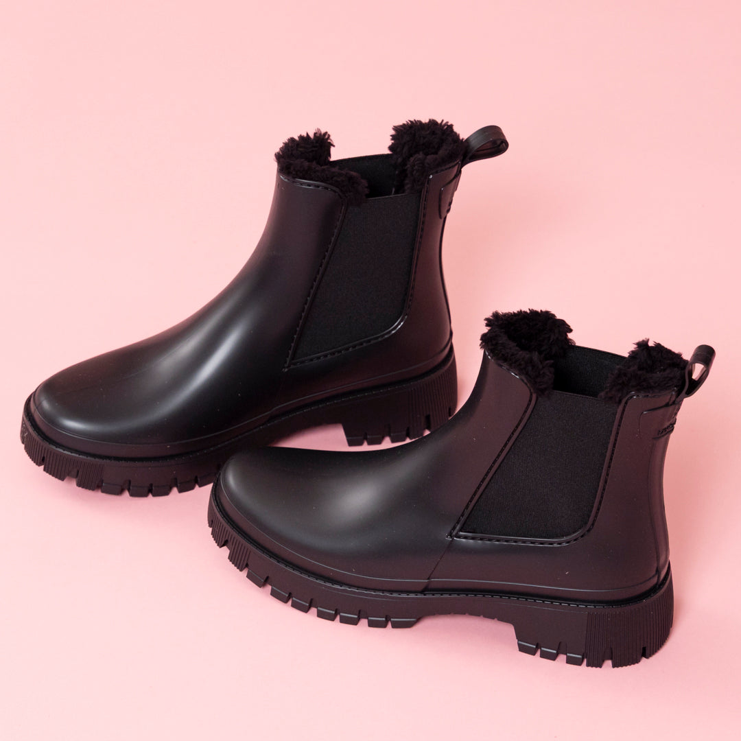 Black Wren Lemon Jelly Sandals - Comfortable & Stylish Women's Summer Shoes for Beach, Pool, and Casual Outings