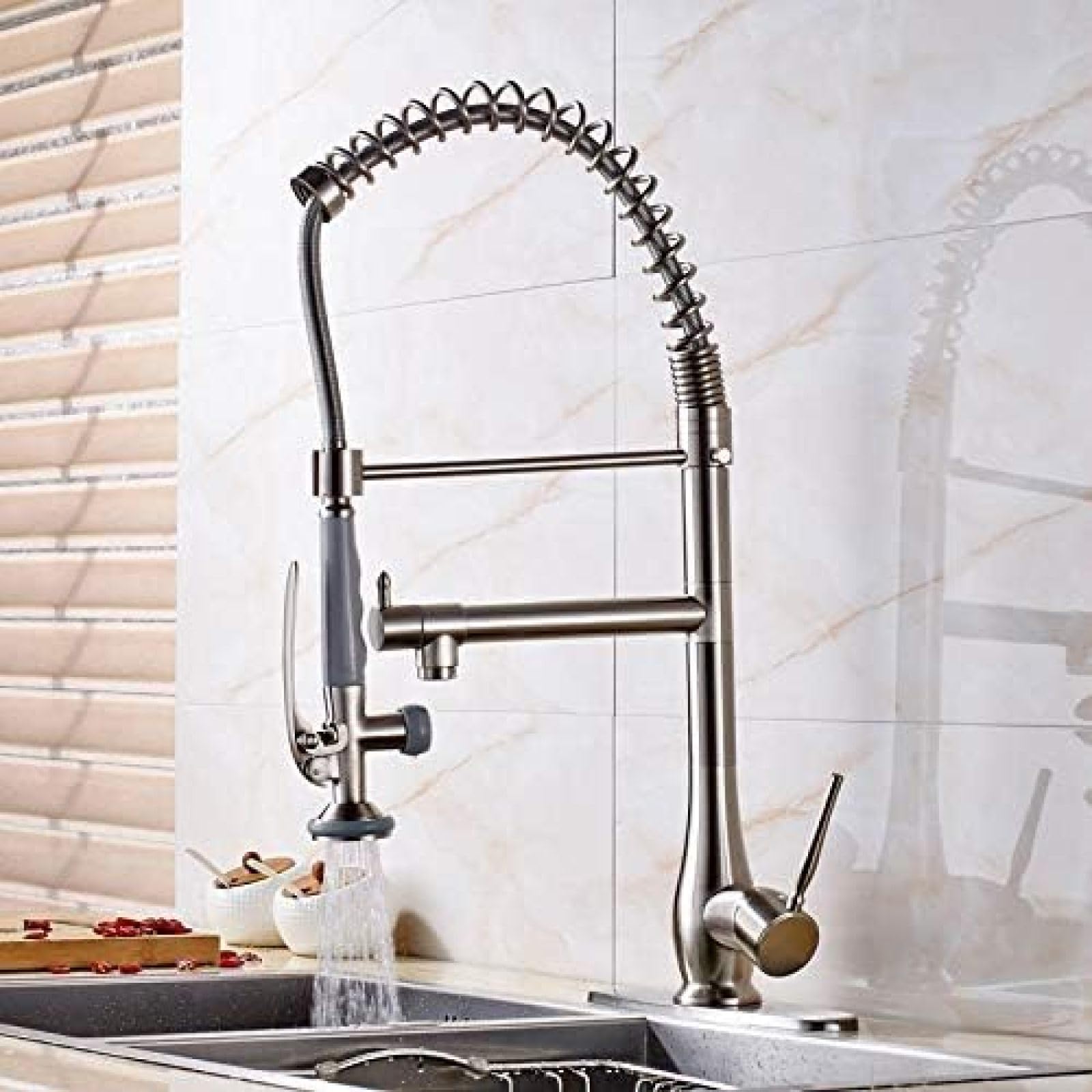 CRJUS Chrome Pull Down Kitchen Faucet with Hand Free Sprayer - Spring Loaded Kitchen Sink Mixer Tap with Cover Plate for Bathroom & Kitchen - Perfect for Modern Home Renovation and Daily Dishwashing