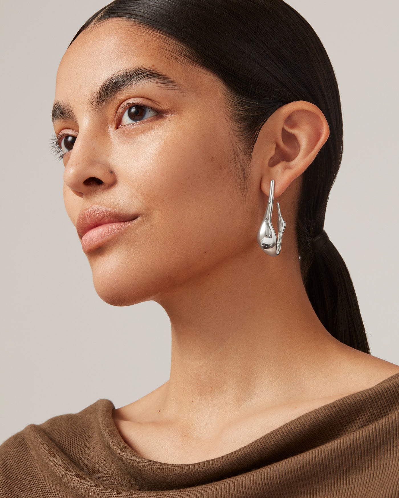 Colette Medium Hoop Earrings for Women - Gold & Silver Fashion Jewelry - Perfect for Everyday Wear, Parties & Gifts