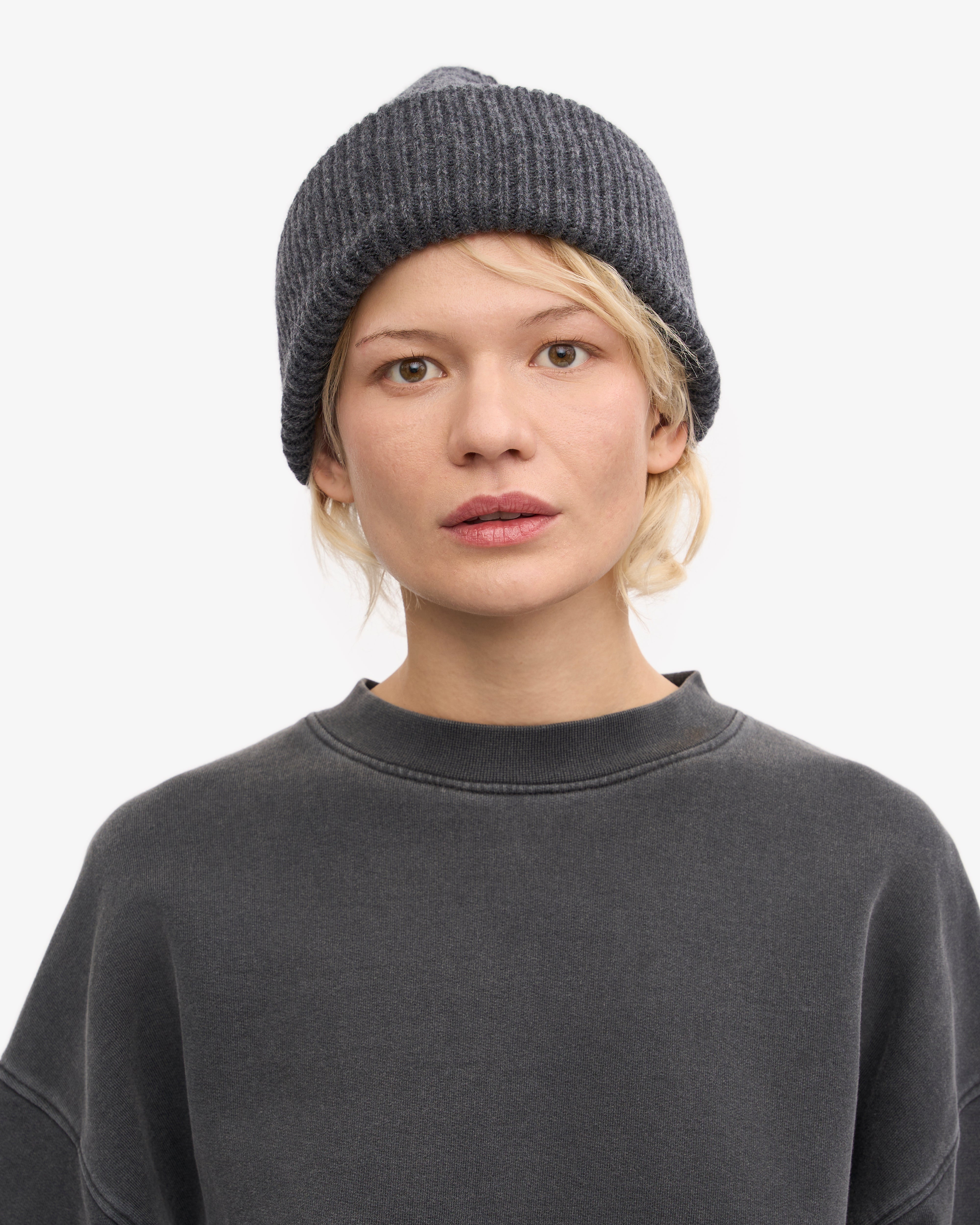 Premium Merino Wool Beanie for Men & Women - Soft & Warm Winter Hat in Lava Grey - Perfect for Skiing, Hiking & Outdoor Activities