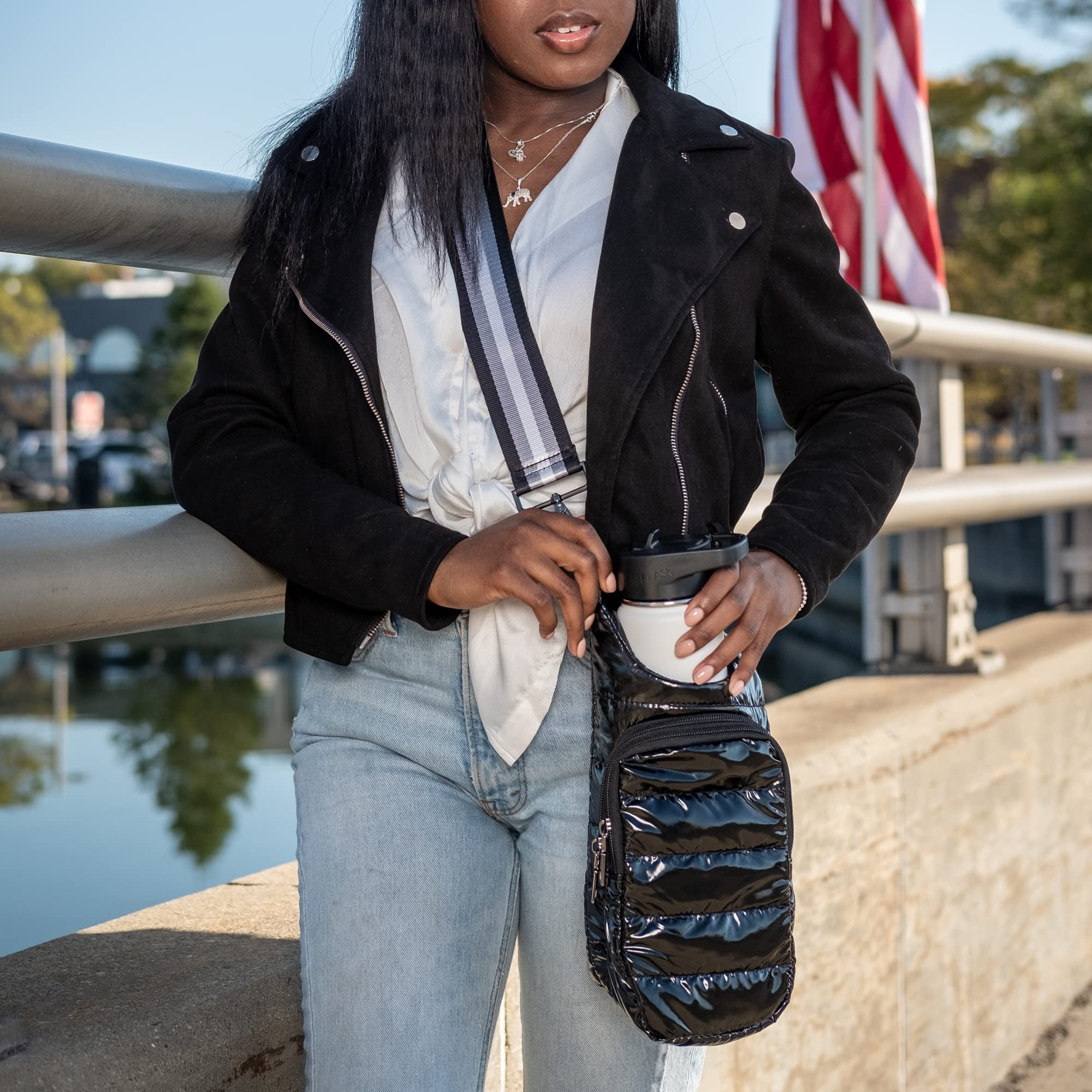 Quilted Water Bottle Holder with Strap - Crossbody Bag for Gym & Travel