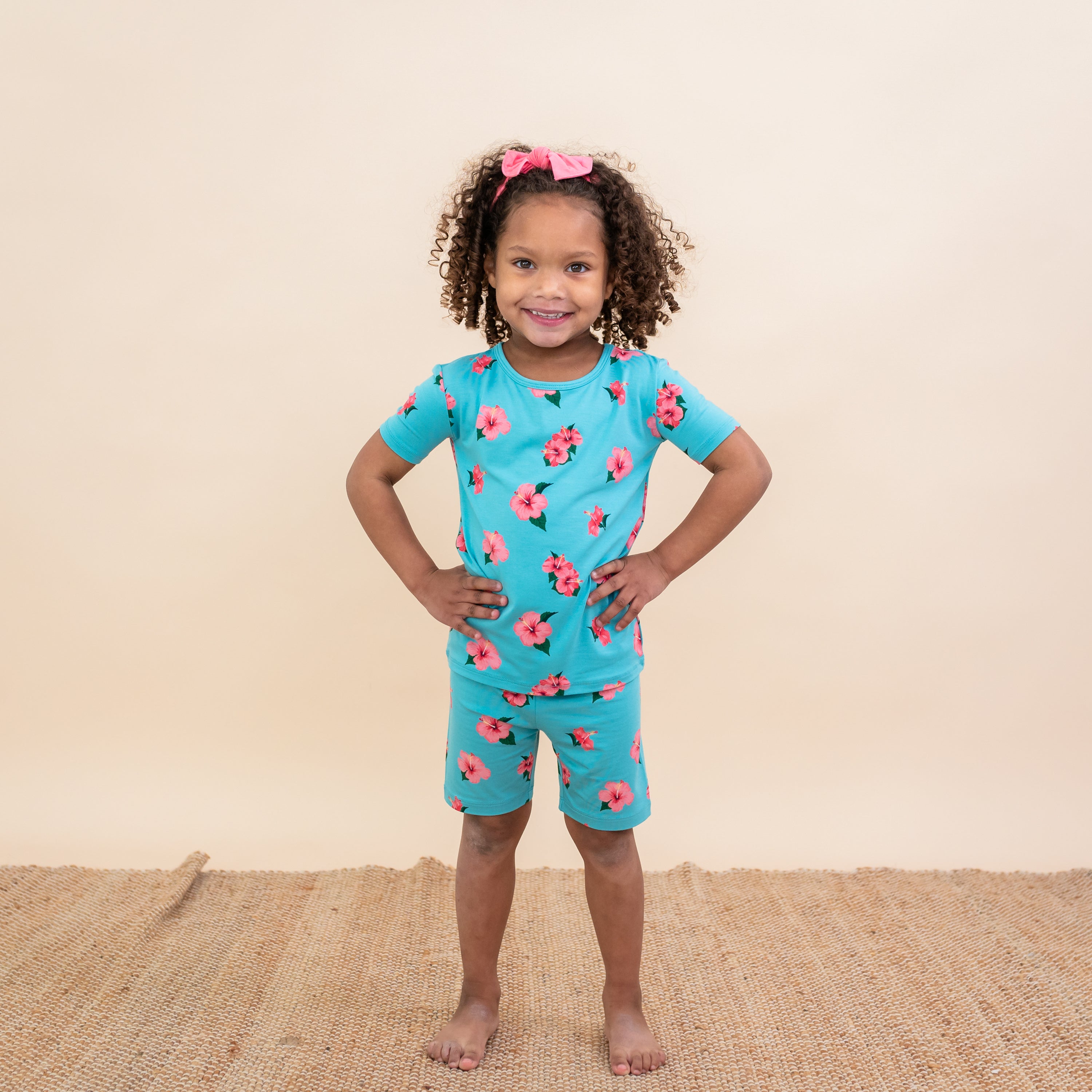Floral Short Sleeve Pajamas for Women - Soft Cotton Sleepwear Set with Hibiscus Print - Perfect for Summer Nights & Lounge Wear
