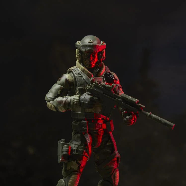 **G.I. Joe 60th Anniversary Classified Series Action Pilot Halo Jumper Deluxe Figure – Collectible Military Toy for Display & Play**    *(Use Cases: Perfect for G.I. Joe collectors, action figure enthusiasts, military toy displays, and imaginative play scenes.)*