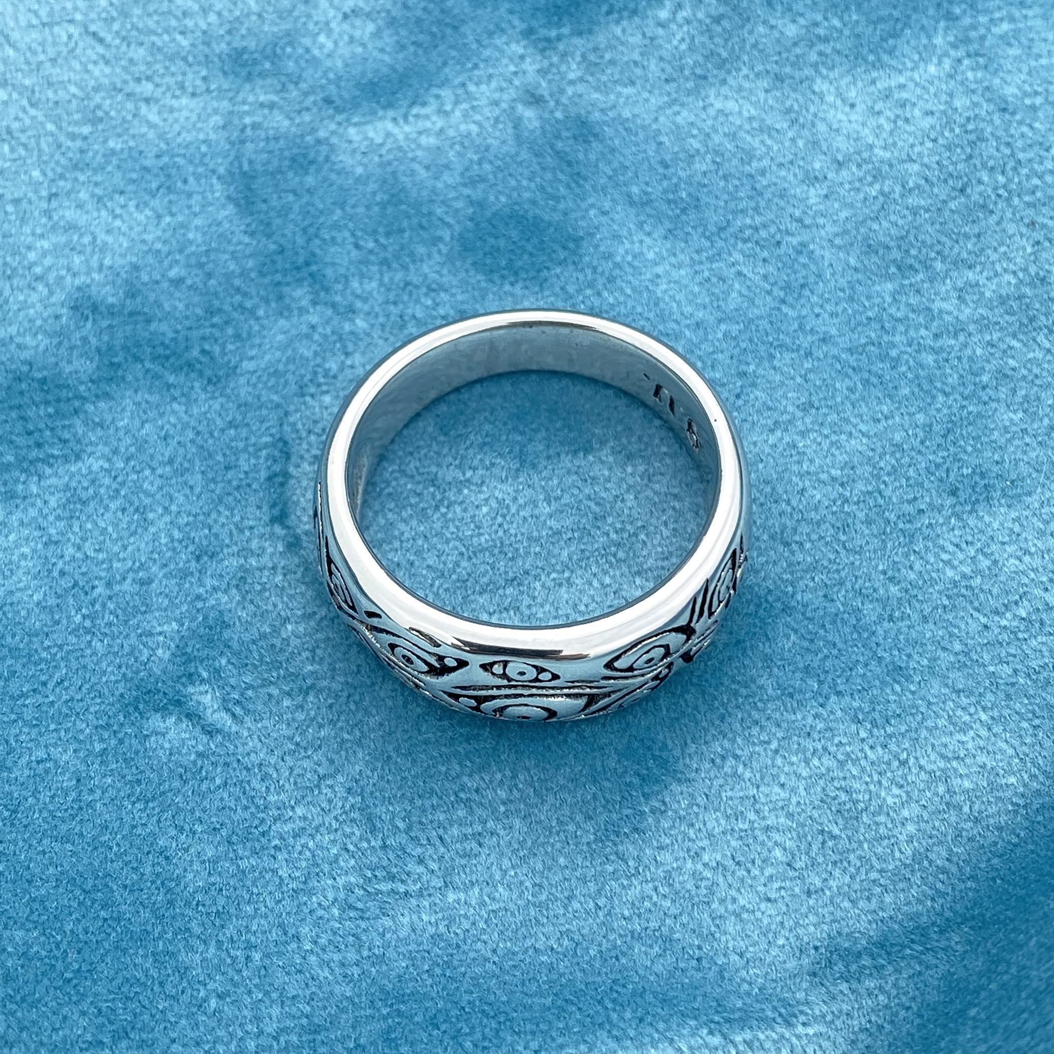 Evil Eye Ring Gothic Punk Jewelry - Black Demon Eye Band Ring for Men & Women - Protection & Fashion Accessory for Parties, Concerts, and Everyday Wear
