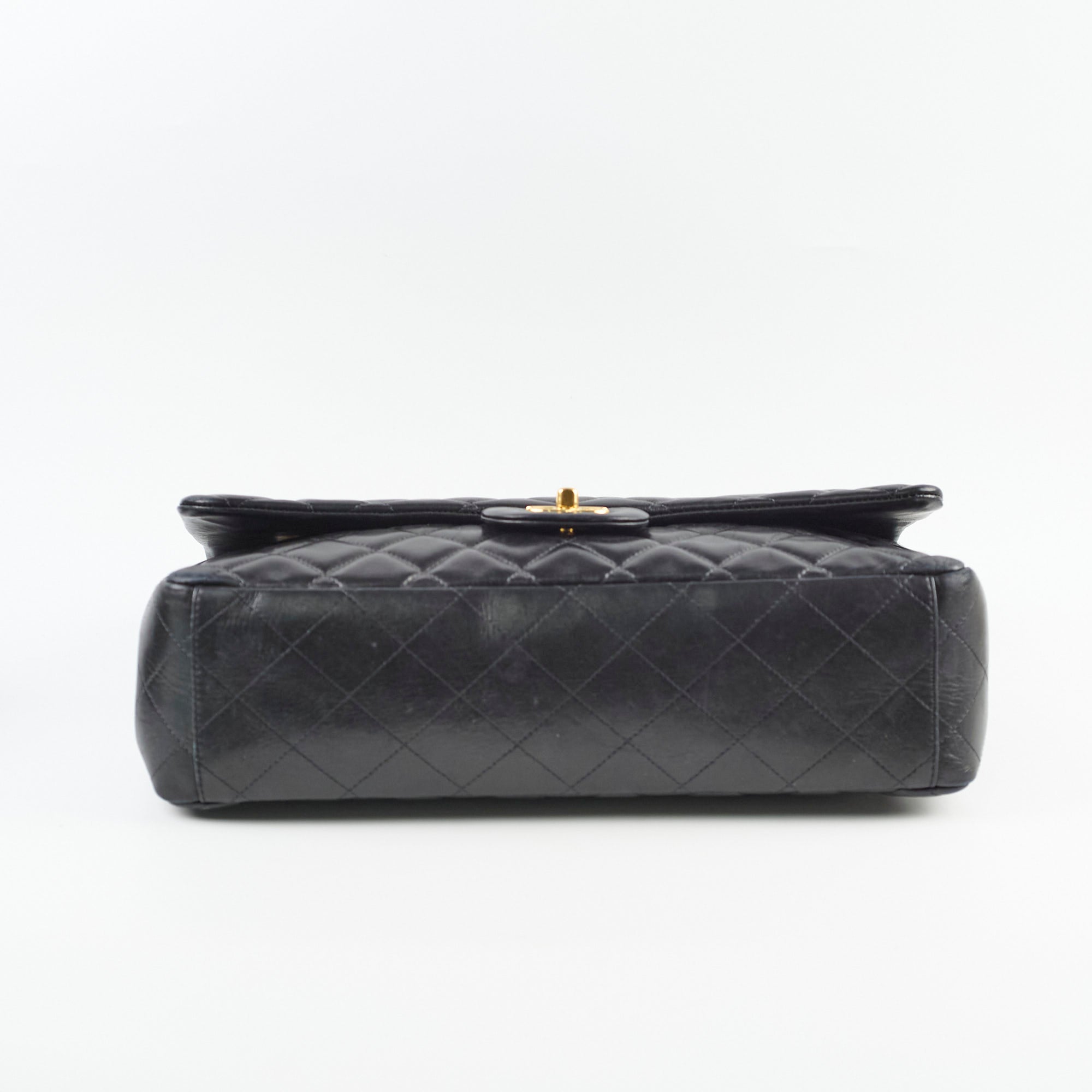 Chanel Single Flap Maxi Black Lambskin Leather Handbag for Women - Luxury Designer Shoulder Bag for Work, Party & Evening Out