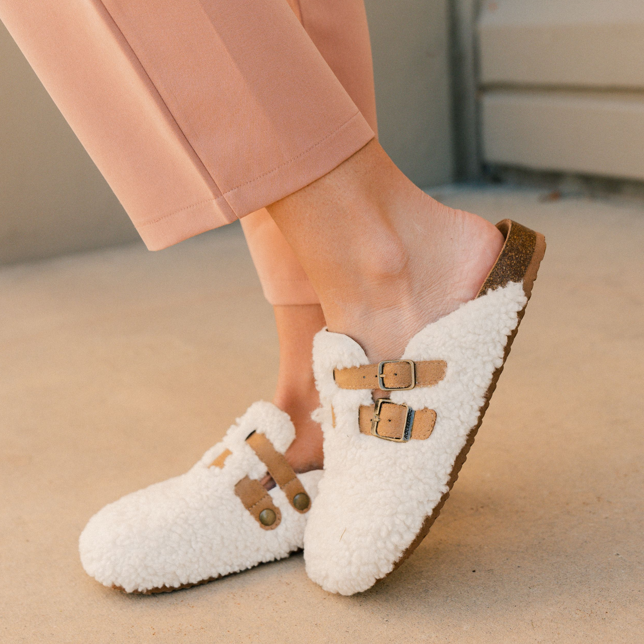 Abel Shearling Mule Slippers - Women's Cozy Indoor/Outdoor House Shoes for Winter Comfort - Perfect for Home, Lounge & Casual Wear