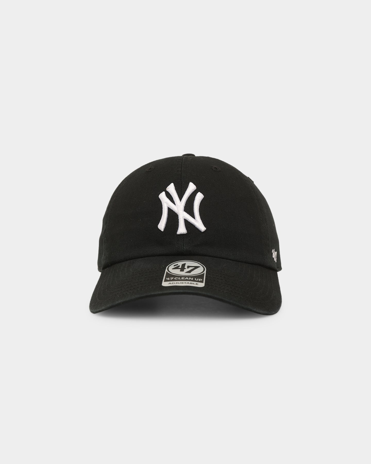 New York Yankees 47 Clean Up Adjustable Strapback Hat - Black & White Baseball Cap for Men & Women - Perfect for Games, Fan Gear & Streetwear Fashion