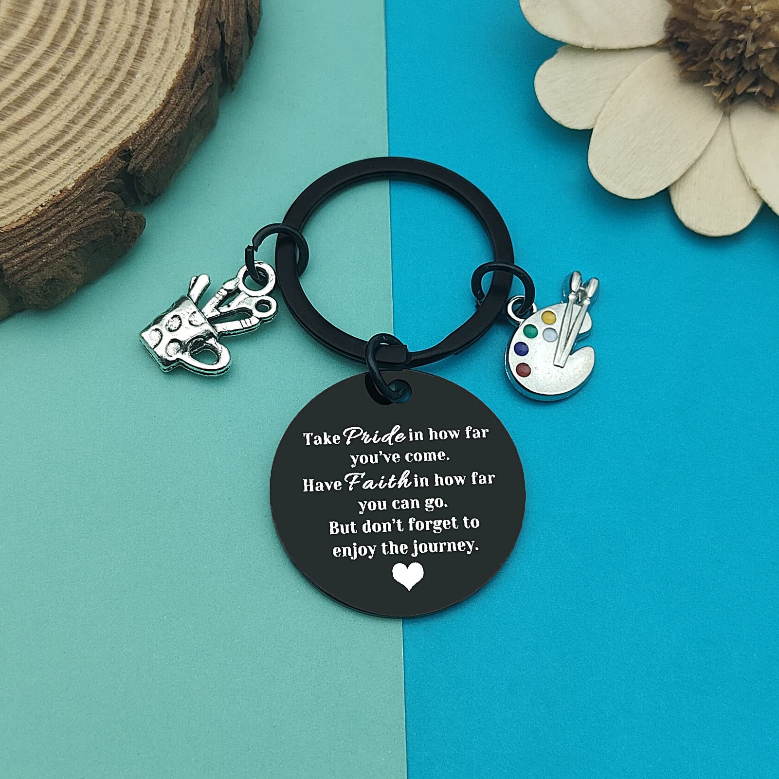 Artist Paint Palette Keychain - Graduation Gift for Art Students & Painters - Inspirational Jewelry for Christmas, Birthday & Encouragement - Perfect for Art Lovers, Creative Professionals & Gift Giving Occasions