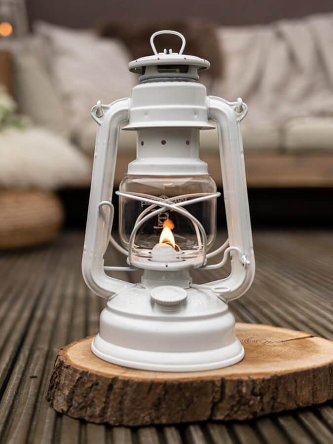 Feuerhand Baby Special 276 Hurricane Lantern - Vintage Outdoor Camping Light for Emergency, Garden, Patio & Power Outages