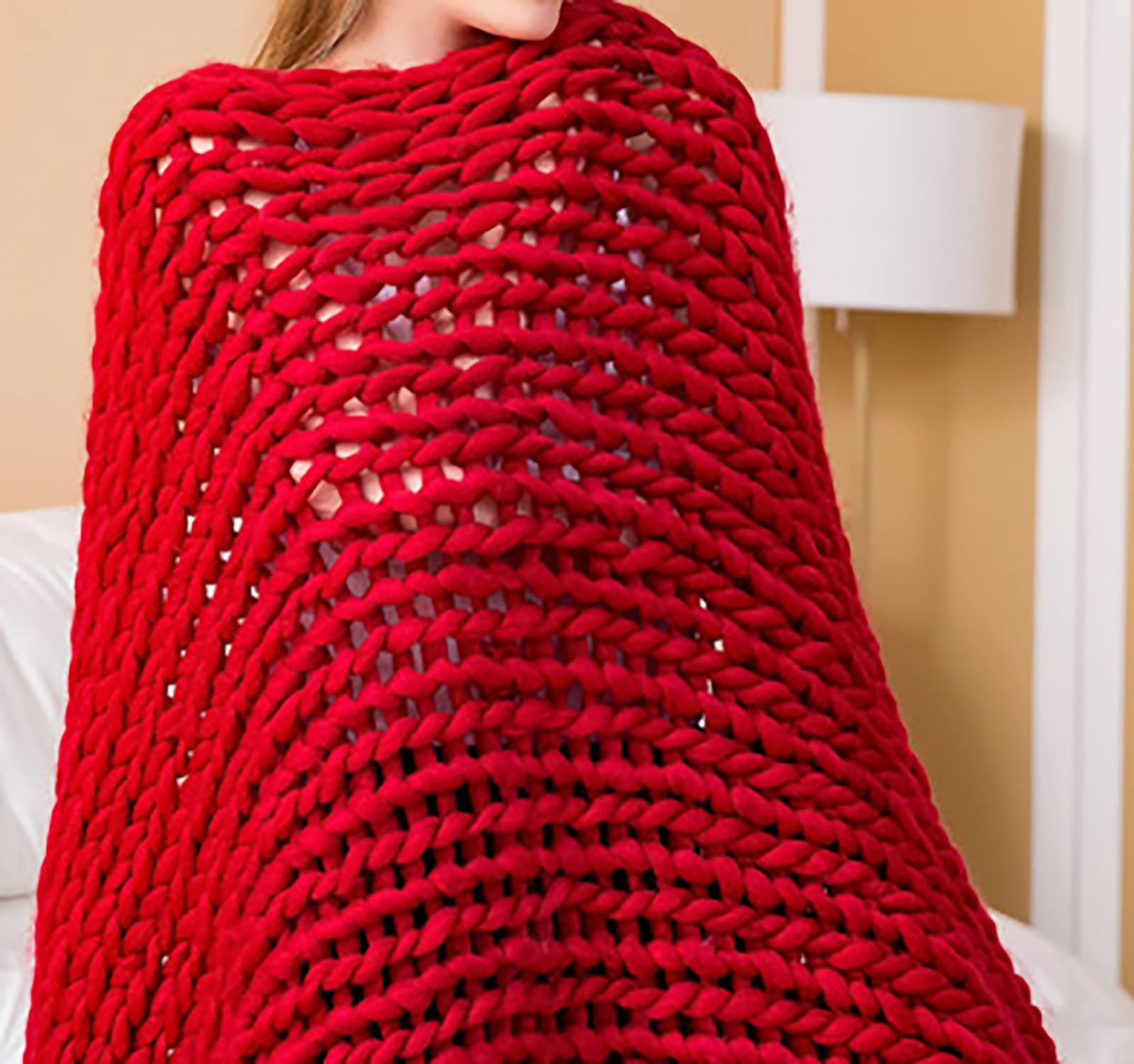 Chunky Knit Throw Blanket - Handmade Soft Warm Wool Blanket for Bed & Sofa - 47x59 Inch Red Cozy Knitted Bedspread - Perfect for Winter Nights, Living Room Decor & Gift Giving
