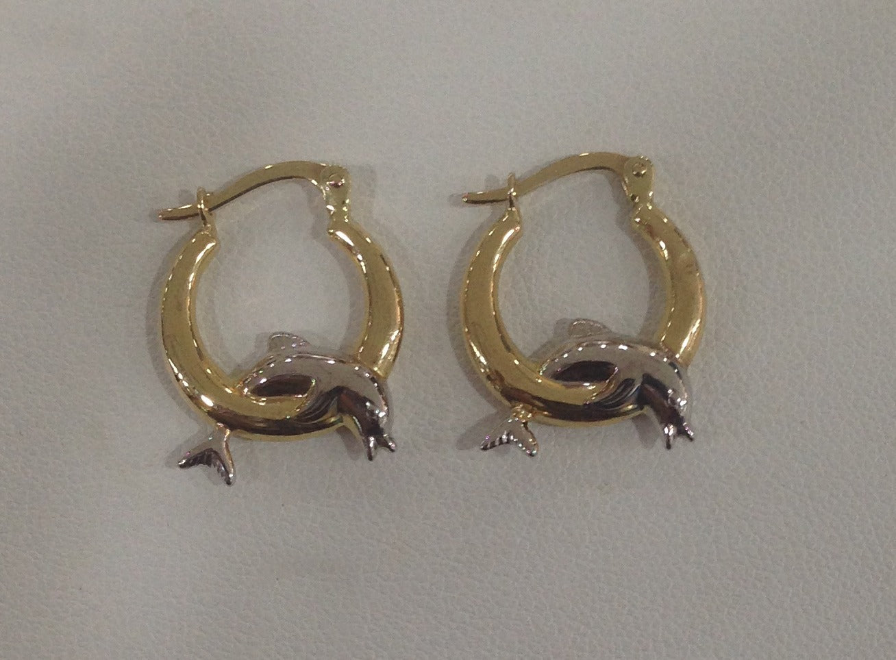 18K Gold Earrings for Women - Elegant Hoop & Stud Earrings Set - Perfect for Gifts, Parties & Everyday Wear