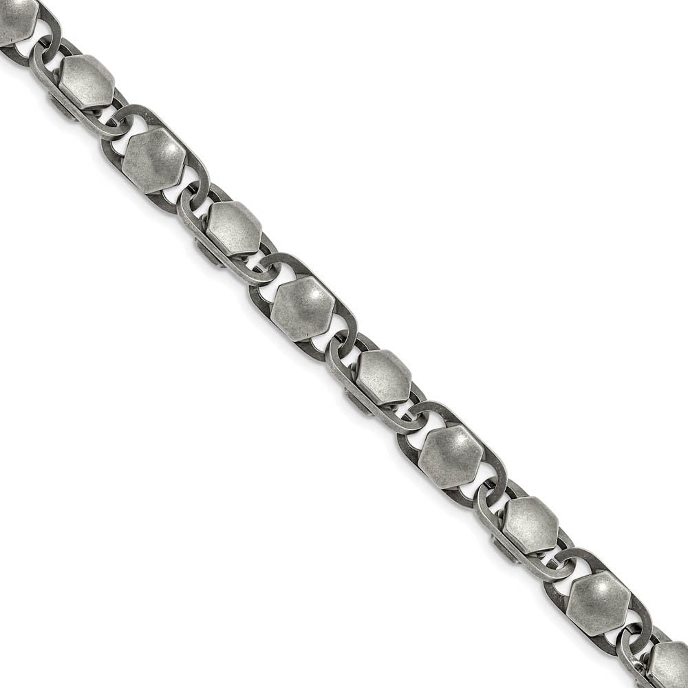 The Black Bow Men's 8.5mm Stainless Steel Antiqued Fancy Cable Chain Necklace, 24 Inch - Perfect for Casual, Formal, and Gift Occasions
