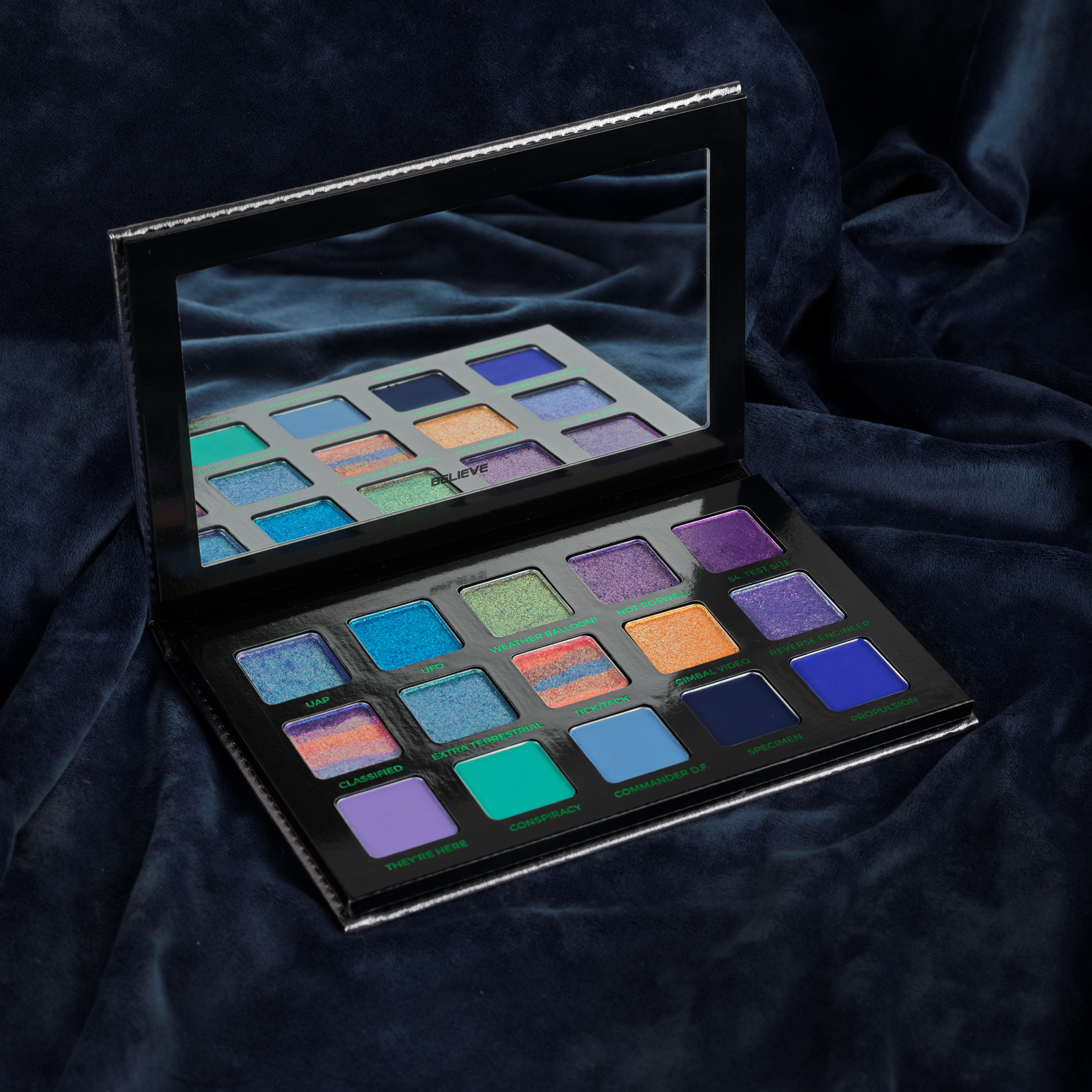 Element 115 Eyeshadow Palette - 16 Highly Pigmented Matte & Shimmer Eyeshadows for Stunning Eye Makeup | Perfect for Party, Date Night & Special Occasions