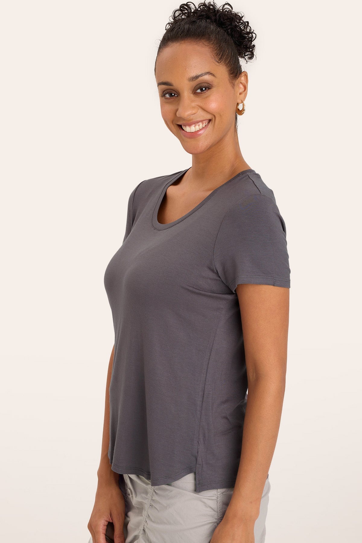 Premium Authority Tee - Soft Cotton Men's T-Shirt in Charcoal Gray | Comfortable Casual Wear for Everyday & Gym Workouts