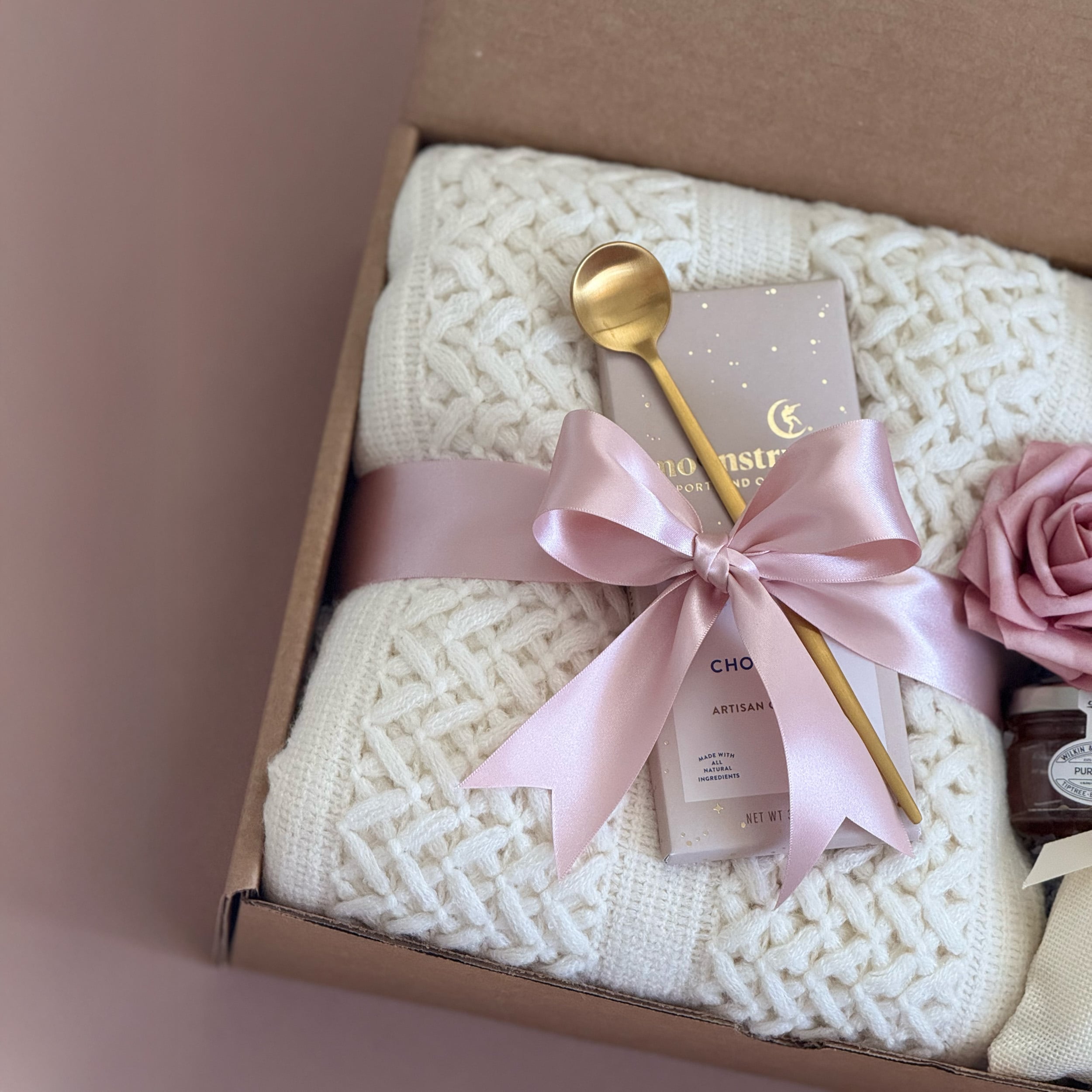 Mother's Day Self Care Gift Box - Cozy Blanket, Fuzzy Socks, Relaxing Tea, Scented Candle, Honey & Chocolate - Perfect for Spa Day, Relaxation & Pampering Mom