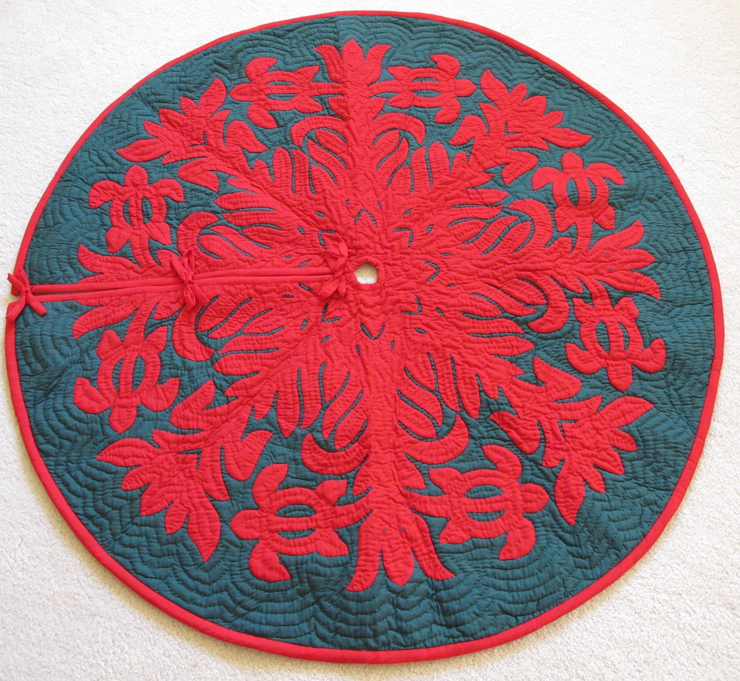 Handmade Hawaiian Quilt Christmas Tree Skirt - 100% Hand Quilted & Appliquéd Holiday Decor - 45
