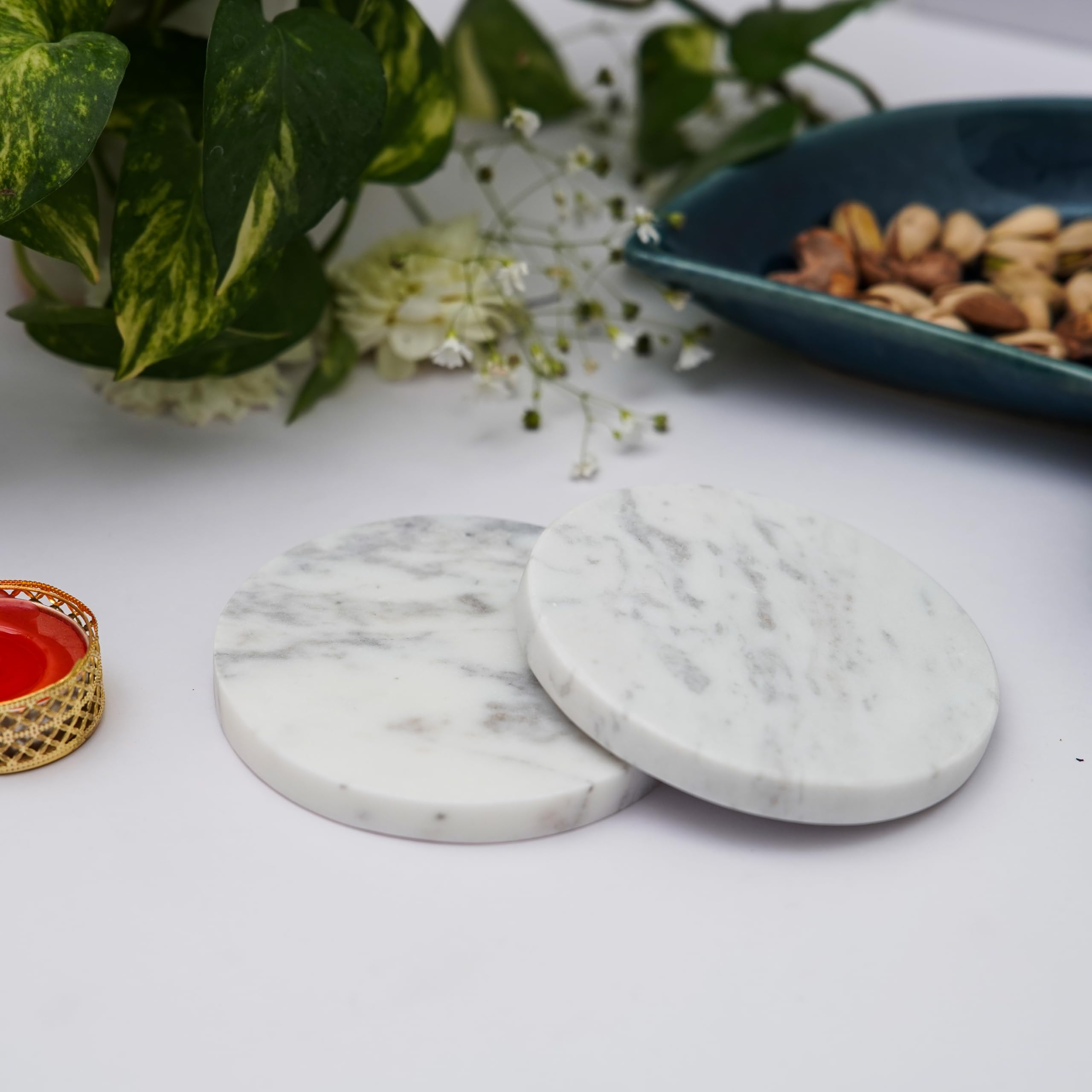 Premium White Marble Coasters Set of 2 - Handcrafted Stone Drink Coasters for Hot & Cold Beverages, Tea, Coffee & Cocktails - Elegant Home & Office Table Decor for Dining, Living Room & Bar Use