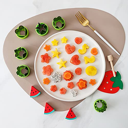 Premium Stainless Steel Fruit & Vegetable Cookie Cutters Set - 23Pcs Animal Shape Cutters for Baking, Kids Crafts, Party Decor - Fun Food DIY Tools for Boys & Girls - Perfect for Christmas Cookies, Birthday Cakes & Classroom Activities