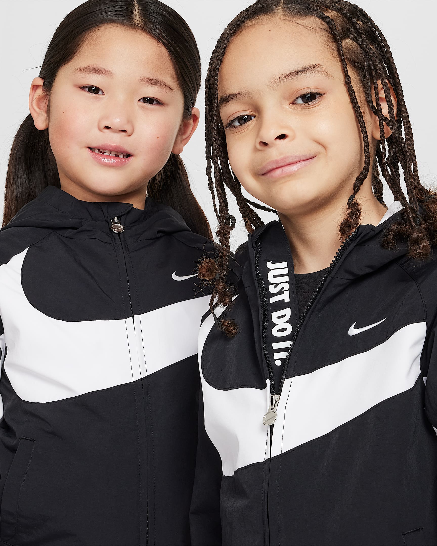 Nike Kids' Big Swoosh Black Jacket - Lightweight Windbreaker for Boys & Girls - Perfect for School, Sports & Outdoor Activities