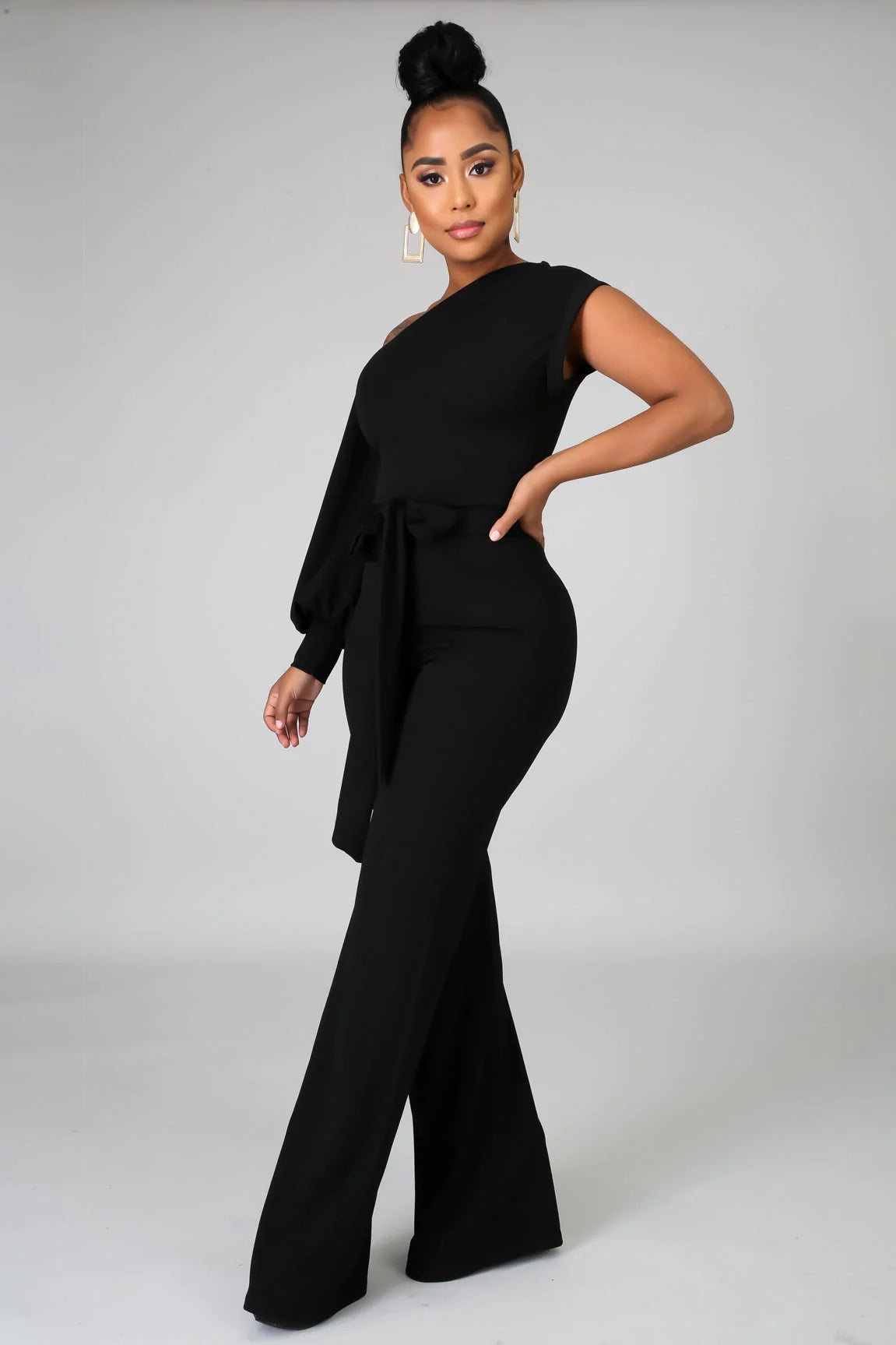 Stylish Black Jumpsuit for Women - Trendy One-Piece Romper with Pockets | Perfect for Casual Outings, Parties & Date Nights