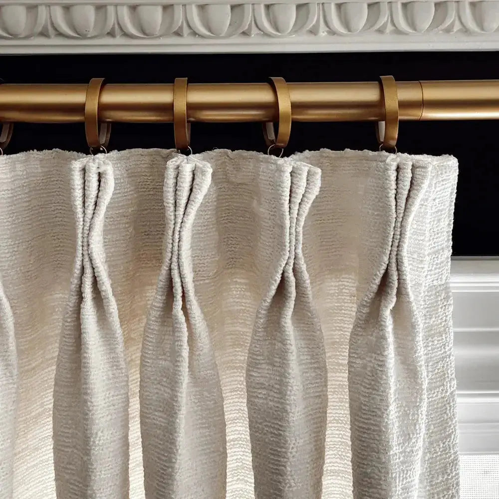 Jaylon Adjustable Curtain Rod with Rings - Extendable Window Drapery Rod for Living Room, Bedroom & Kitchen - Easy Installation for Blackout & Sheer Curtains