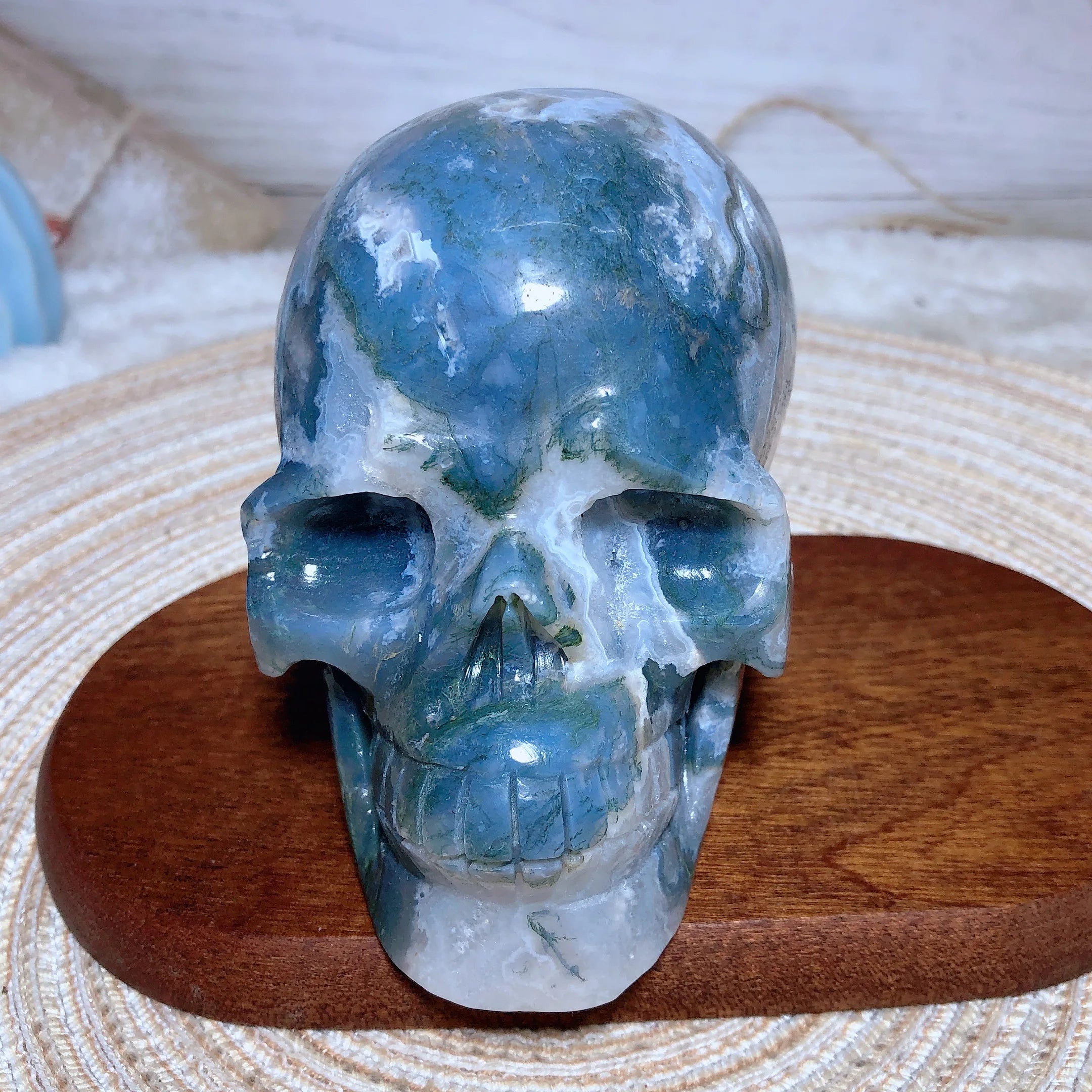 Natural Crystal Moss Agate Skull Carving - Polished Healing Stone for Home Decor, Meditation & Spiritual Energy - Perfect for Yoga Spaces, Altars & Gift Giving
