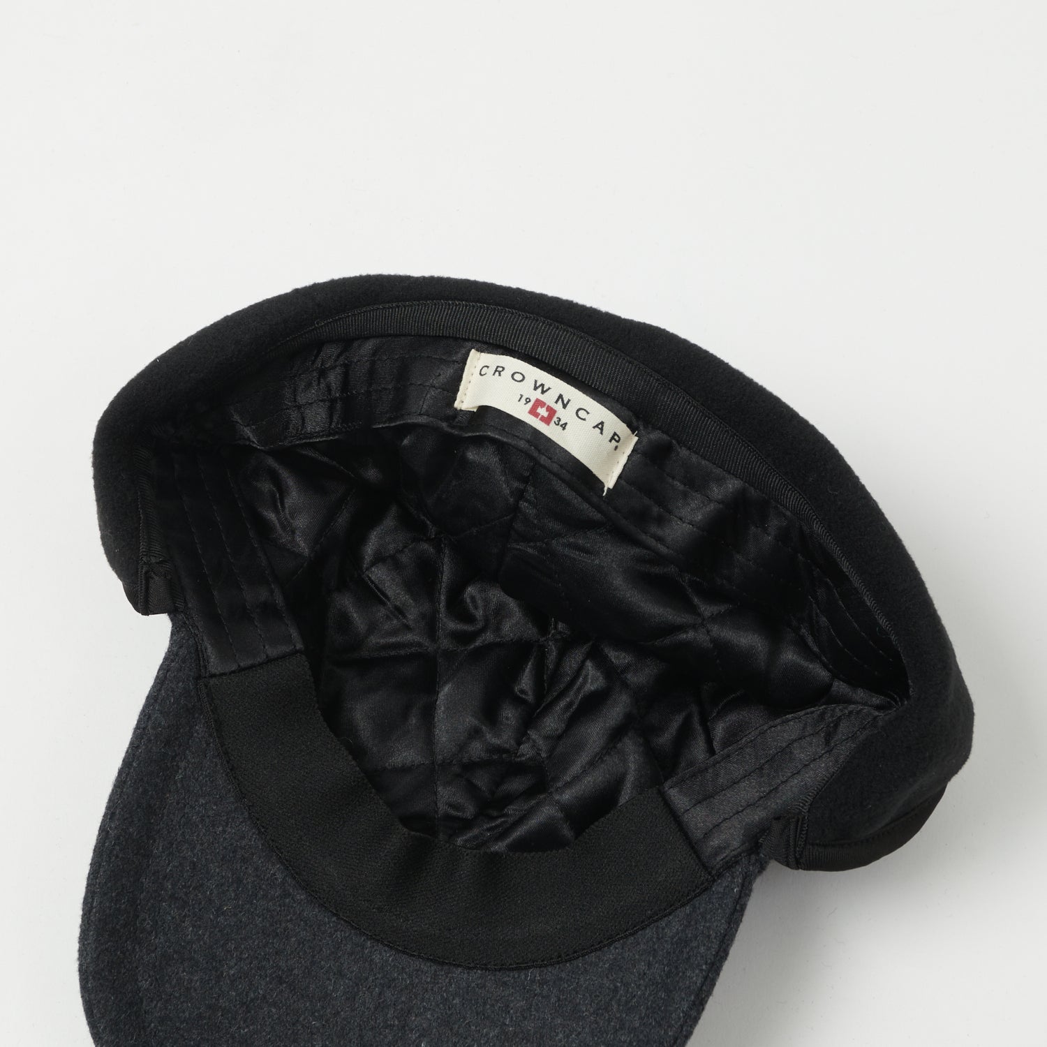 6-Panel Melton Crown Cap in Charcoal - Stylish & Durable Baseball Hat for Men & Women - Perfect for Outdoor Activities, Sports & Casual Wear