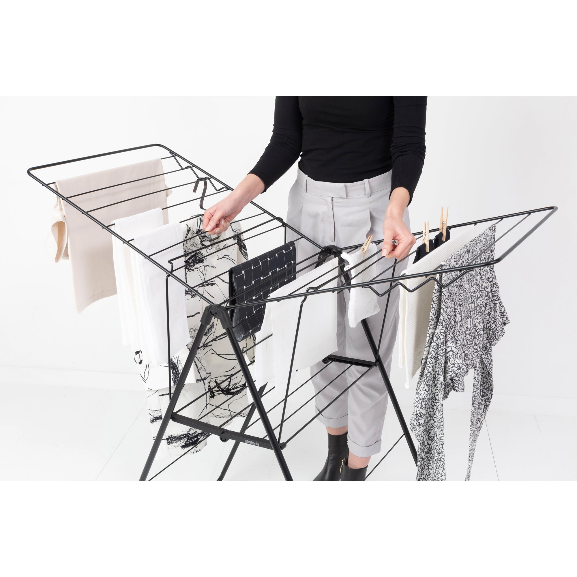 20 Meters Black HangOn Drying Rack for Clothes - Space Saving Laundry Rack for Apartments, Balcony & Outdoor Use