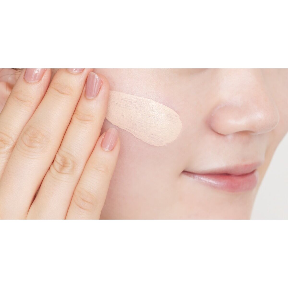 Naturaglace Lightweight Watery Foundation SPF30 - Natural Beige 30ml | Vegan, Cruelty-Free Makeup for Daily Wear & Sensitive Skin | Perfect for Work, Date Night & Special Occasions