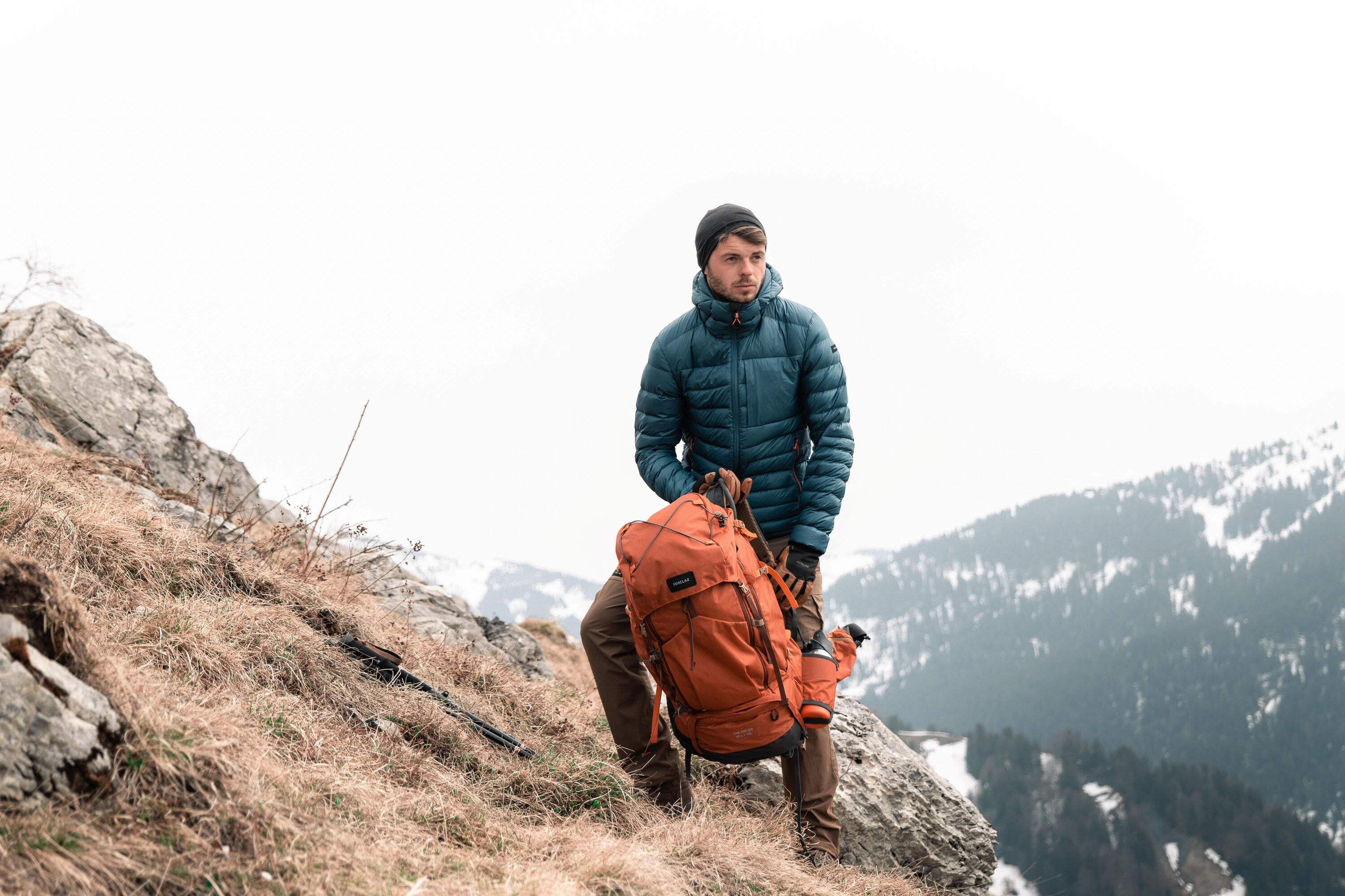 Forclaz MT500 Men's Hooded Padded Jacket for Mountain & Backpacking - Warm & Lightweight Down Coat for Hiking, Camping in Cold Weather (14°F)