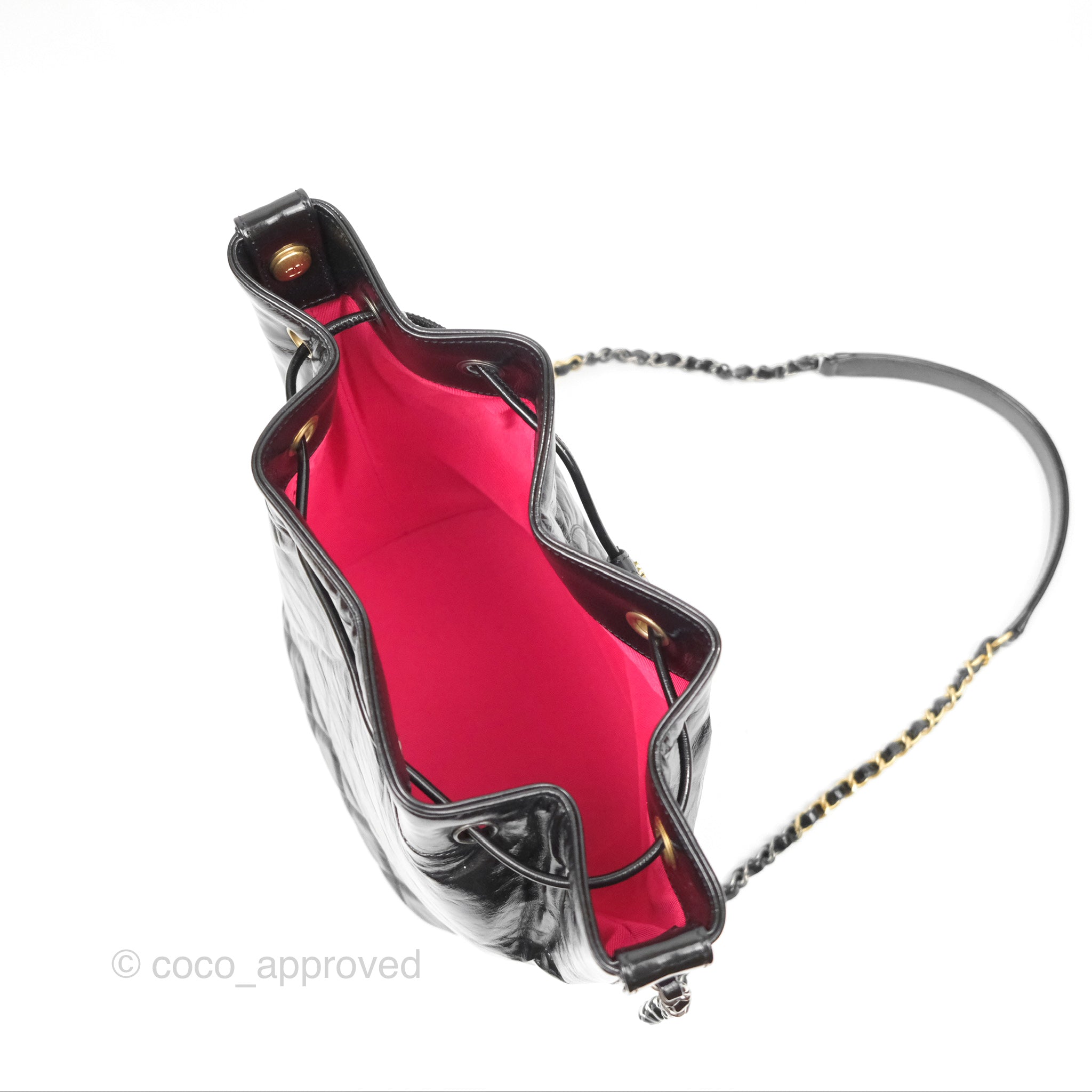 Chanel CC Drawstring Bucket Bag in Black Shiny Aged Calfskin Leather - Luxury Crossbody Purse for Women, Perfect for Date Night & Travel Accessories