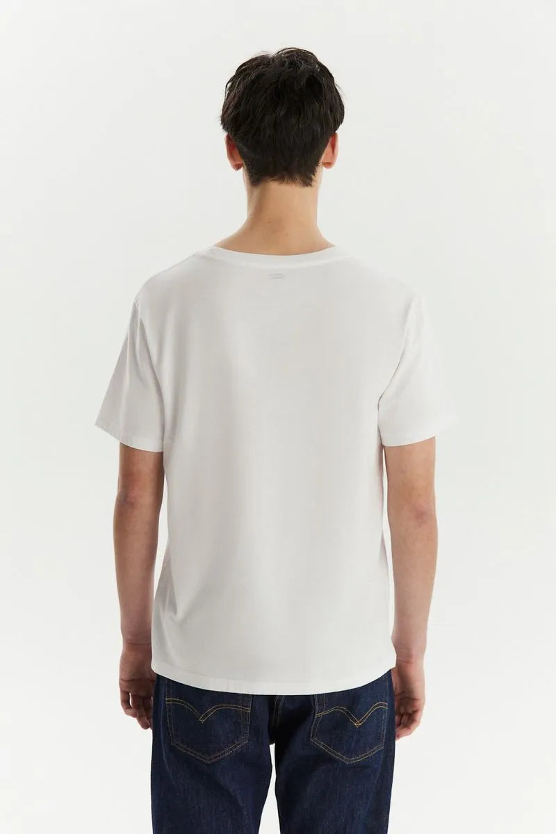 Levi's H The Original White T-Shirt for Men - Classic Cotton Crewneck Tee for Casual Wear & Everyday Outfits