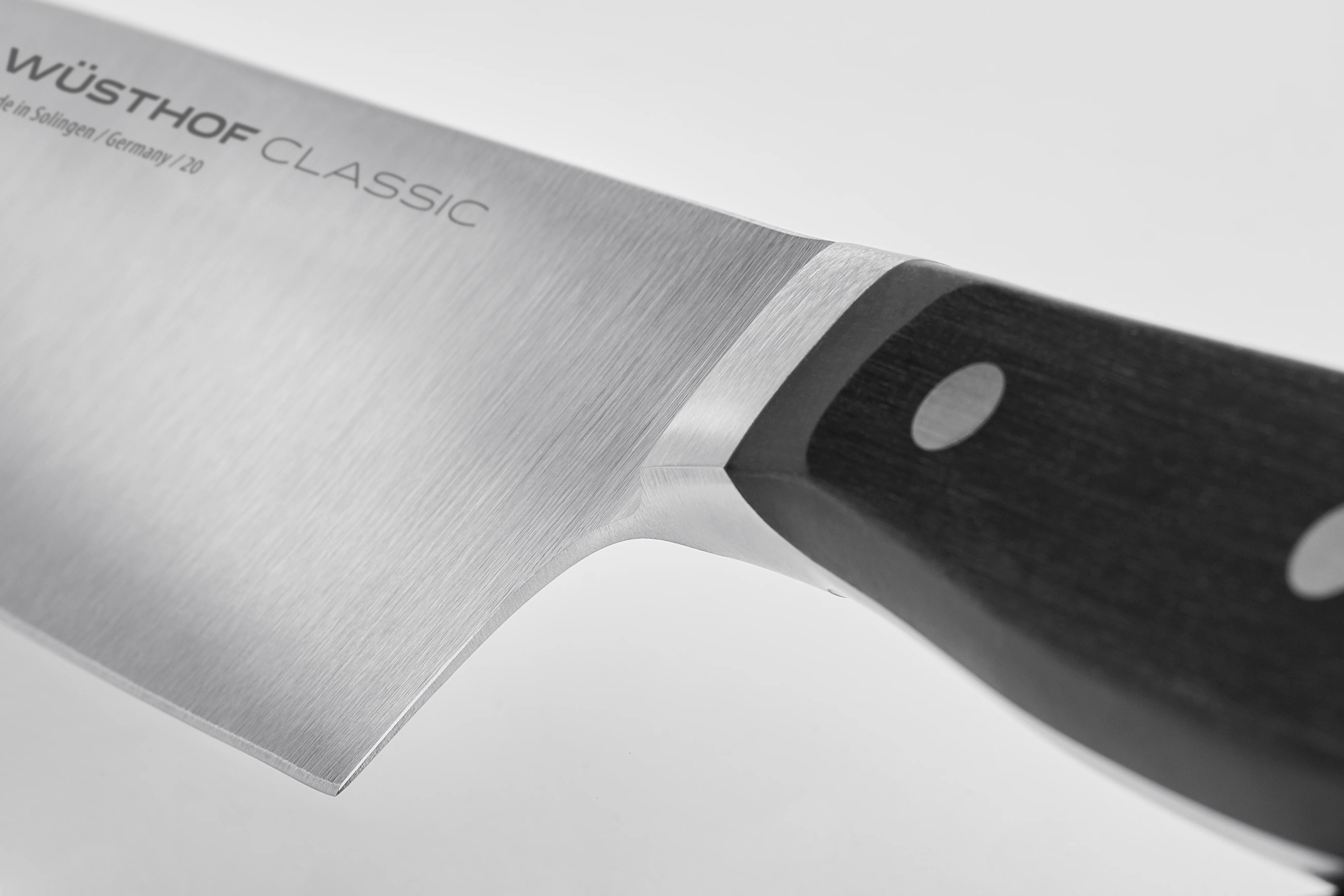 WüSTHOF 1040136812 4.5-Inch Classic Asian Utility Knife - High Carbon Stainless Steel Blade for Slicing, Dicing & Precision Cutting - Perfect for Chefs, Home Cooks & Sushi Preparation