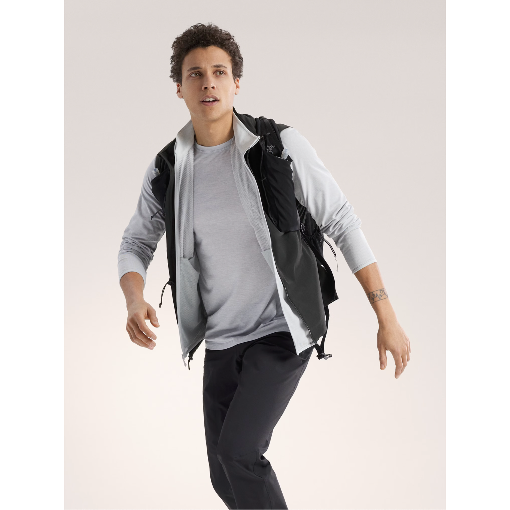 Arc'teryx Men's Atom Vest - Lightweight Insulated Puffer Vest for Outdoor Activities, Hiking & Casual Wear