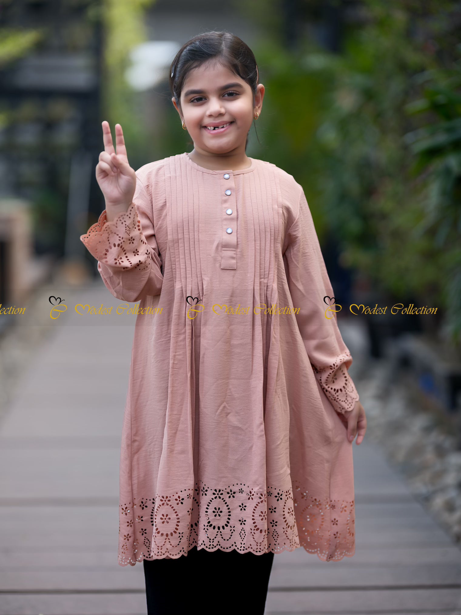 Little Laser Tunic and Pants Set for Women - Stylish Casual Outfit for Work, Travel & Everyday Wear