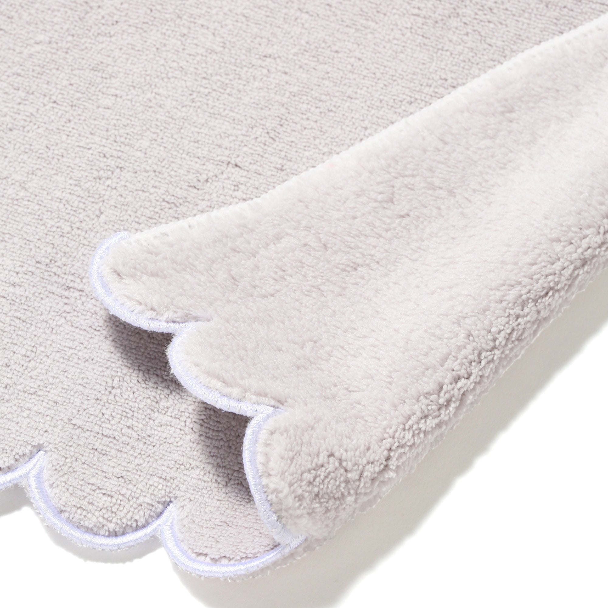 Premium Microfiber Face Towel - Soft Scallop Edge, Light Gray - Gentle Exfoliation & Makeup Removal for Daily Skincare Routine